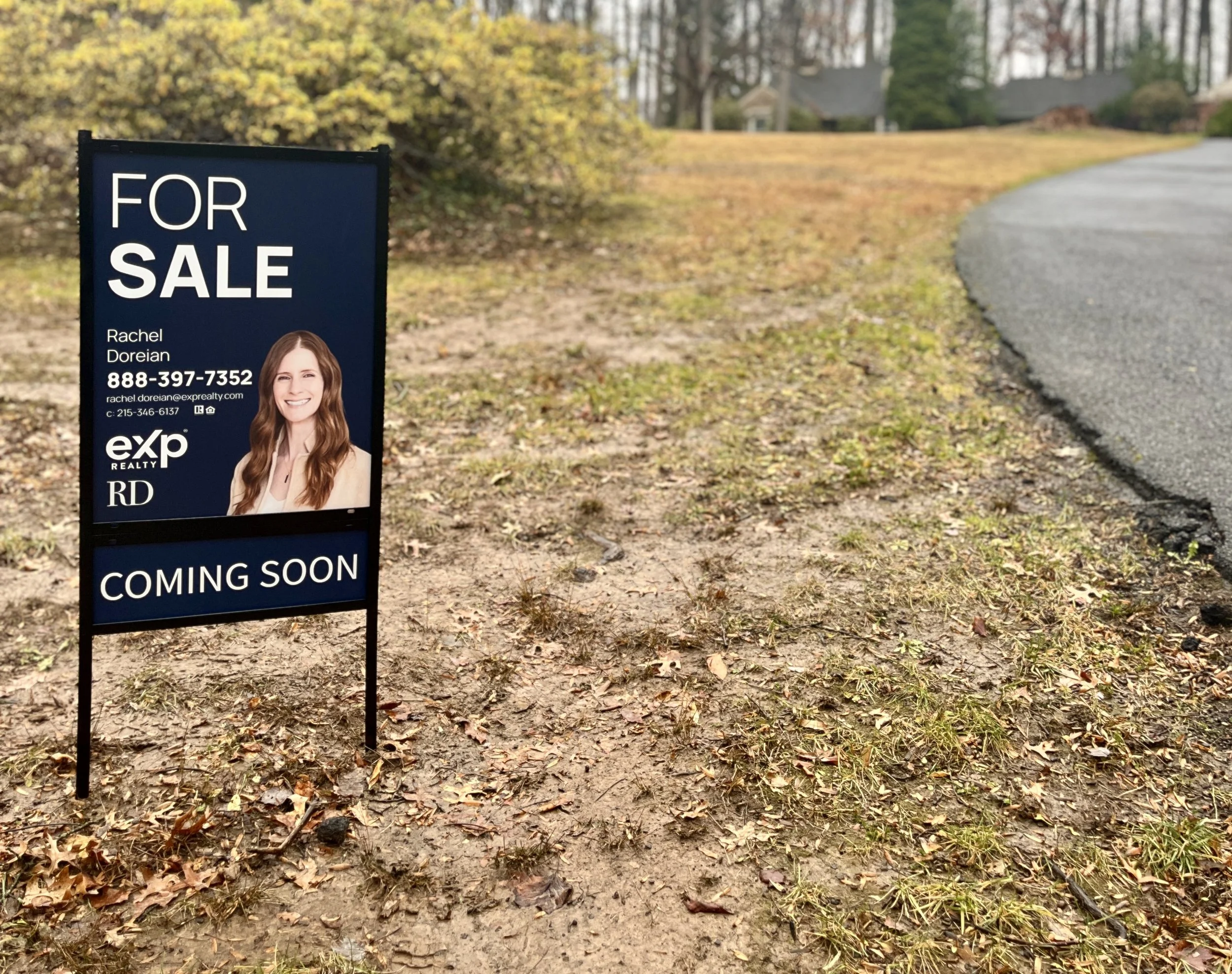 How a Listing Agent Helps You Sell Faster, Stress-Free, and for More Money