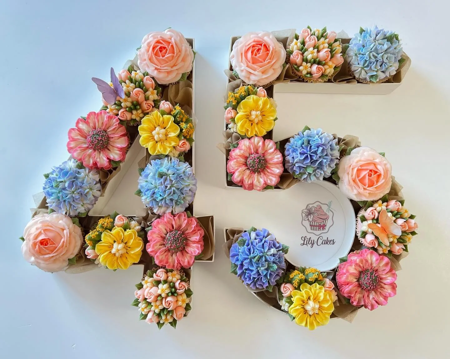 🌷🌸🎉Happy 45th Birthday!! 🎉 🌸🌷Thank you so much, Kathy, for another beautiful order and for your support and love!! It&rsquo;s always a pleasure to see you, and I hope your daughter had a wonderful birthday and a great time! Abundant blessings t