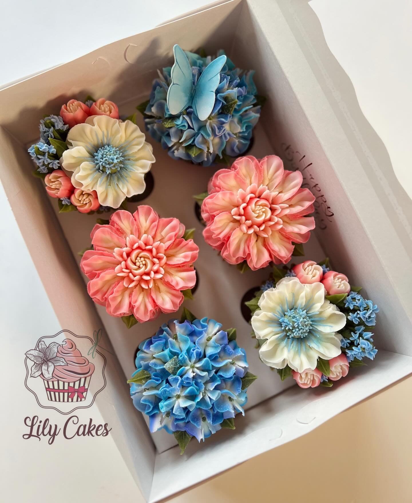 Thank you so much for your messages, emails, and calls.☺️

I wanted to let you know that starting this week, our communication hours will be Monday through Friday (unless you are picking up Saturday.) 🤳💻
I need to have Saturdays and Sundays for my 