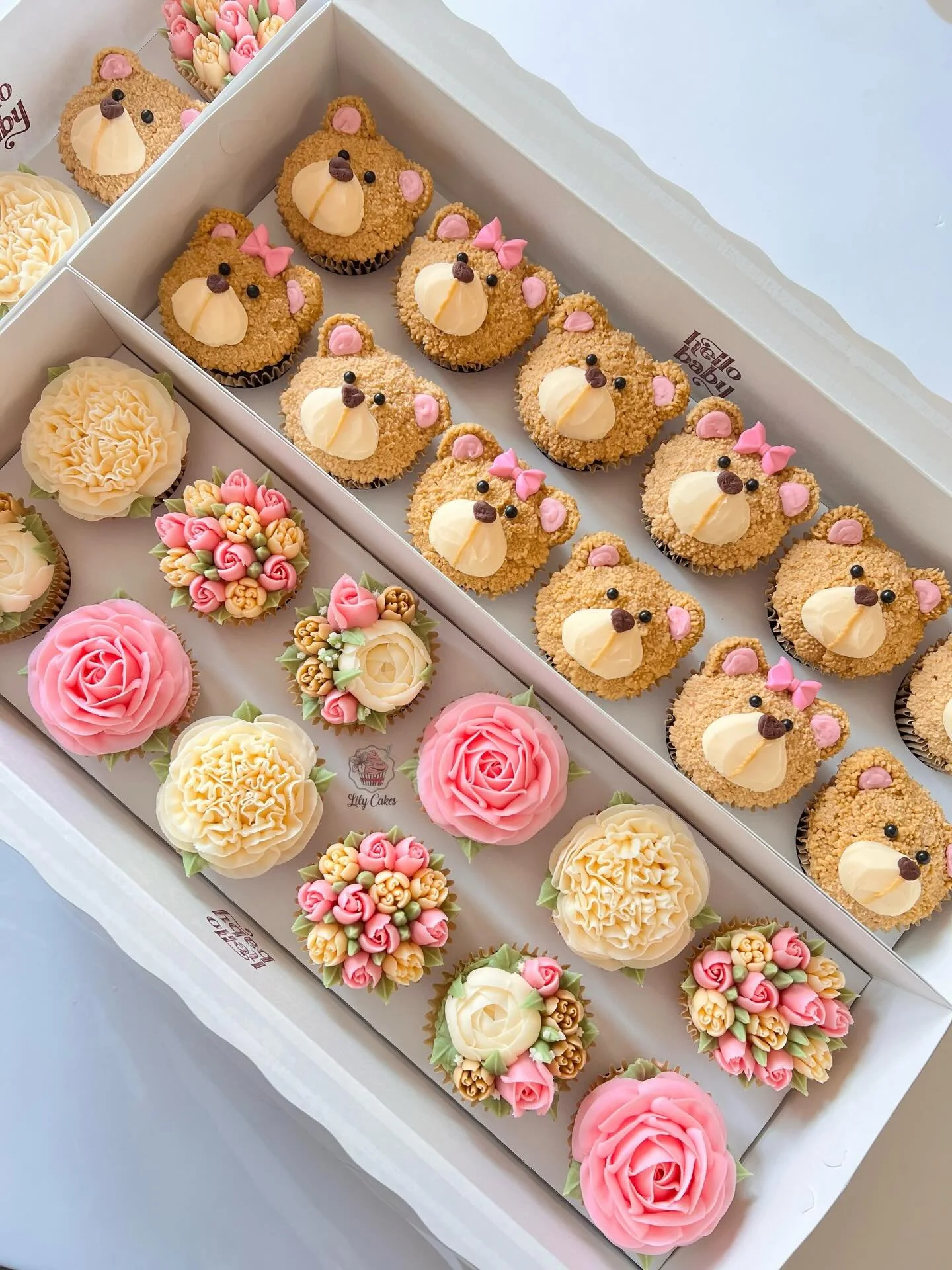 Just popping by to say you&rsquo;re beary special!💖🧸🌸

#lilycakestylertx #cupcakes #buttercream #bear #bearlove