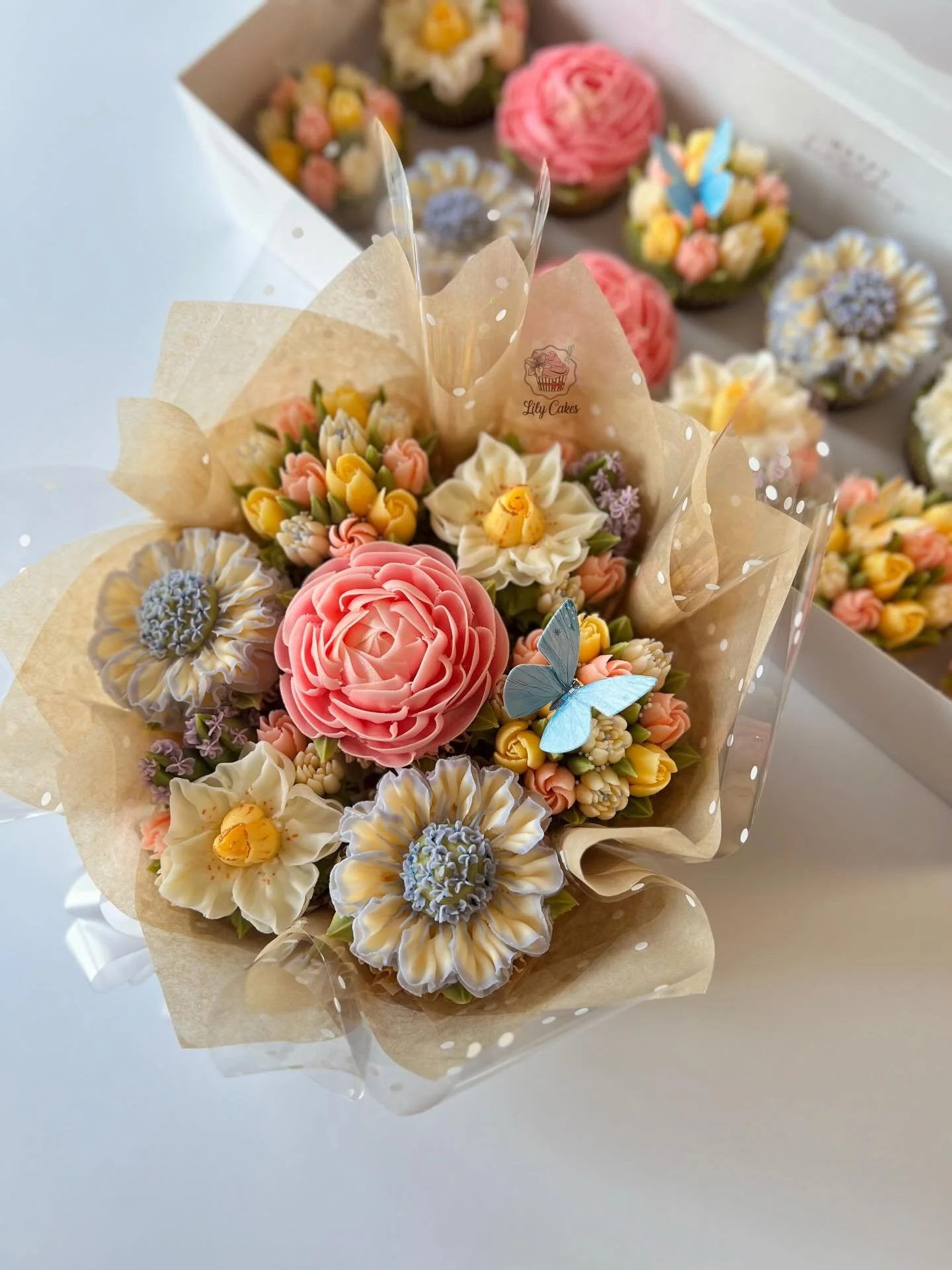 For in Easter, there is triumphant hope, an abundance of life, and also a tremendous victory!! 🌷🌿🌸💐🌼

Happy Easter 🐣 And happy birthday 🥳 to everyone celebrating this week. 💖

#lilycakestylertx #buttercream #cupcakes #HeIsRisen #easterweekend