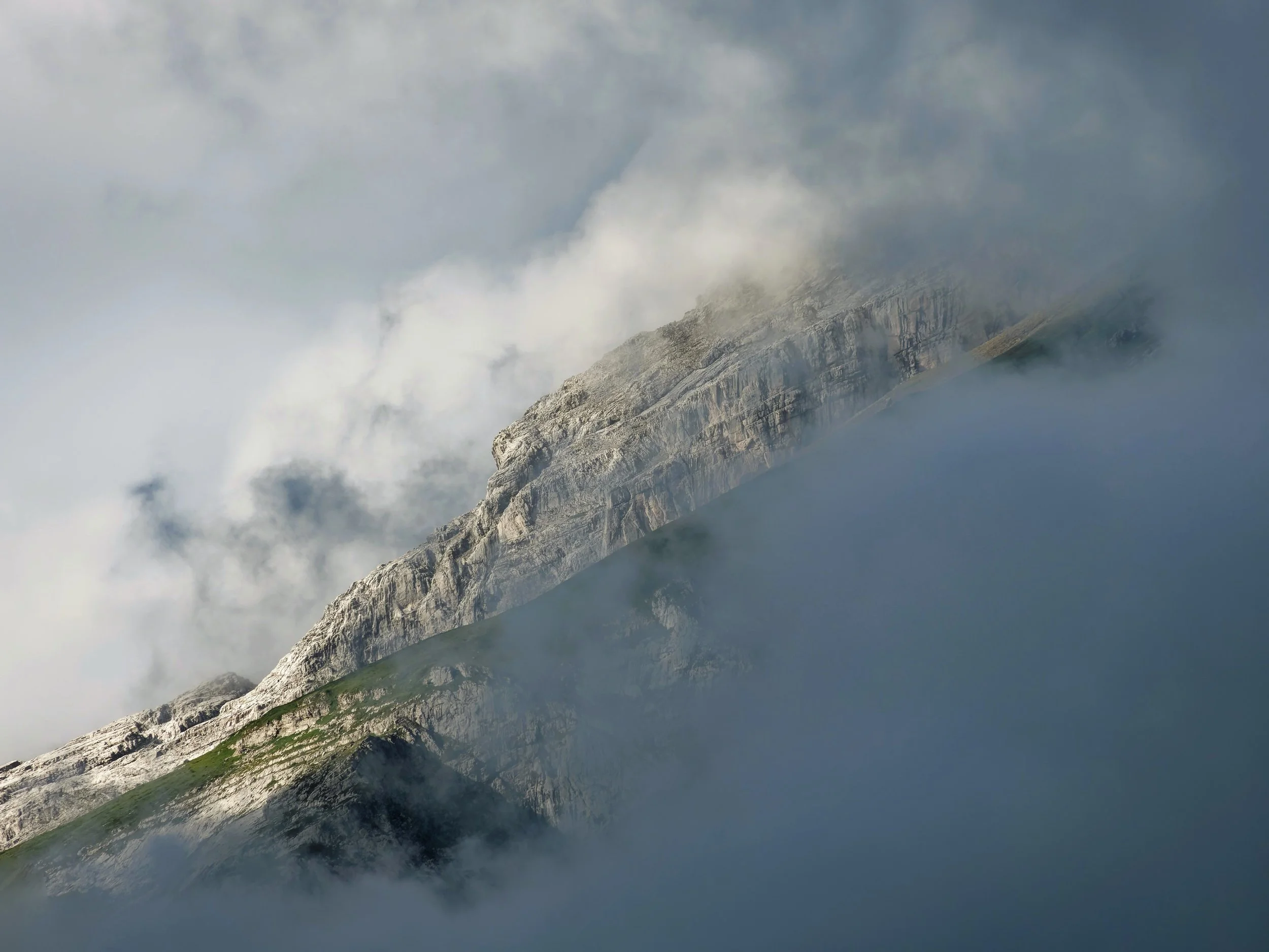 "Muraille brumeuse"