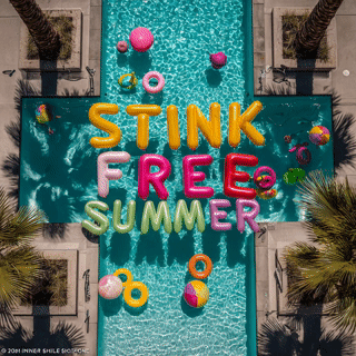 u3757476355_Aerial_view_of_a_bright_summer_pool_party_clear_t_aacd74b6-dc70-46df-9ced-0a75819b131c_3.gif