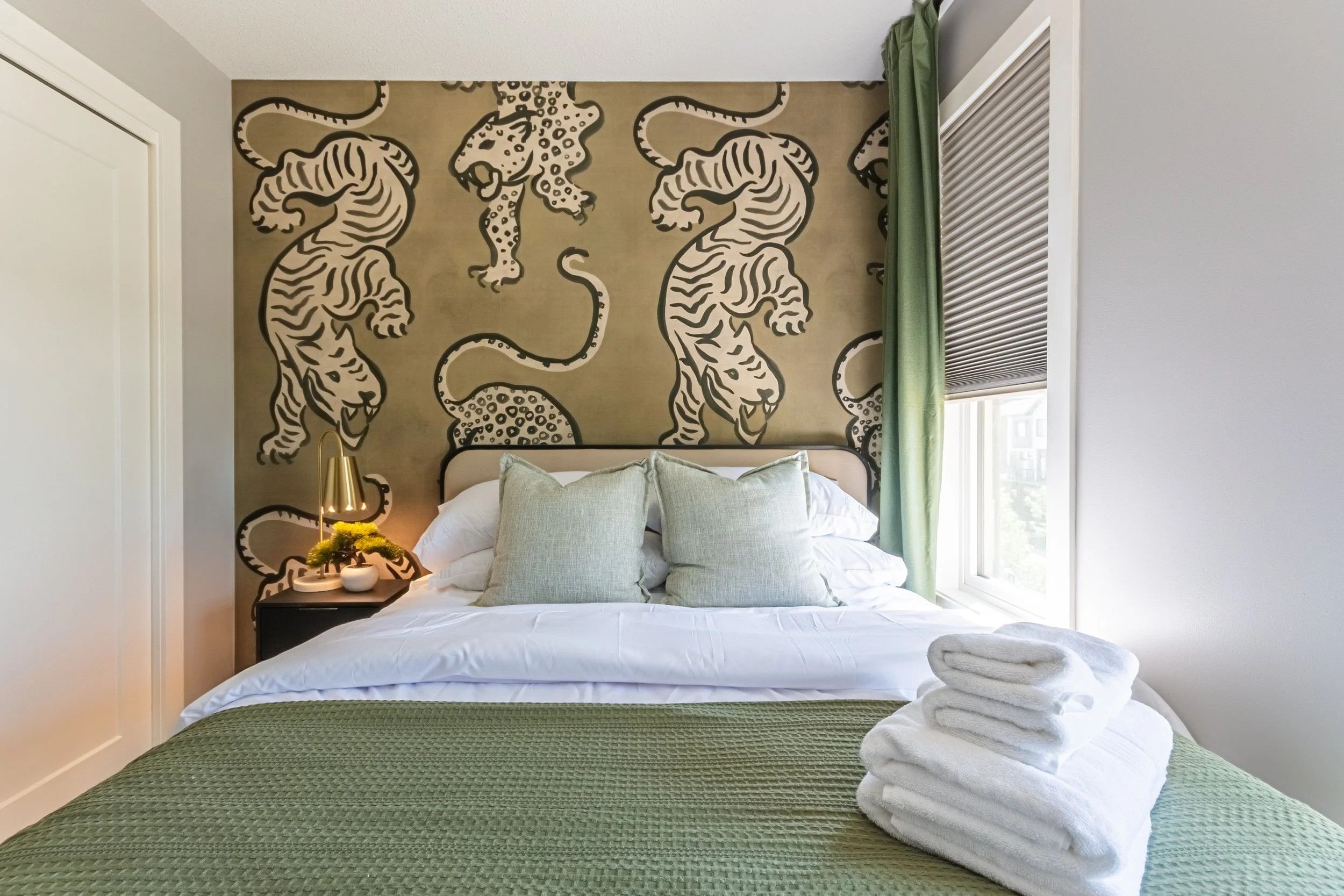 Noir Boutique Stay airbnb - Room 3 