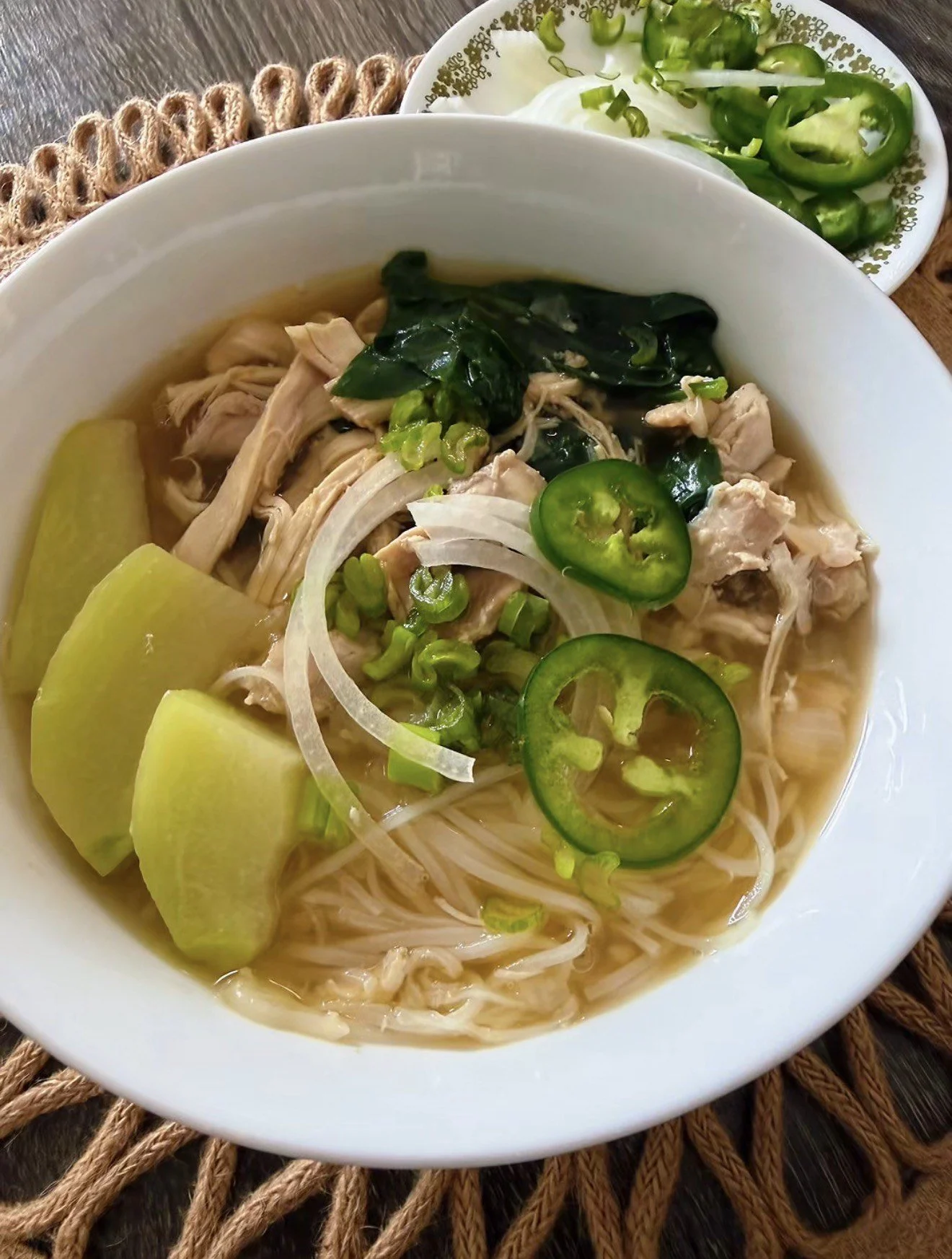 Chicken Tinola Pho