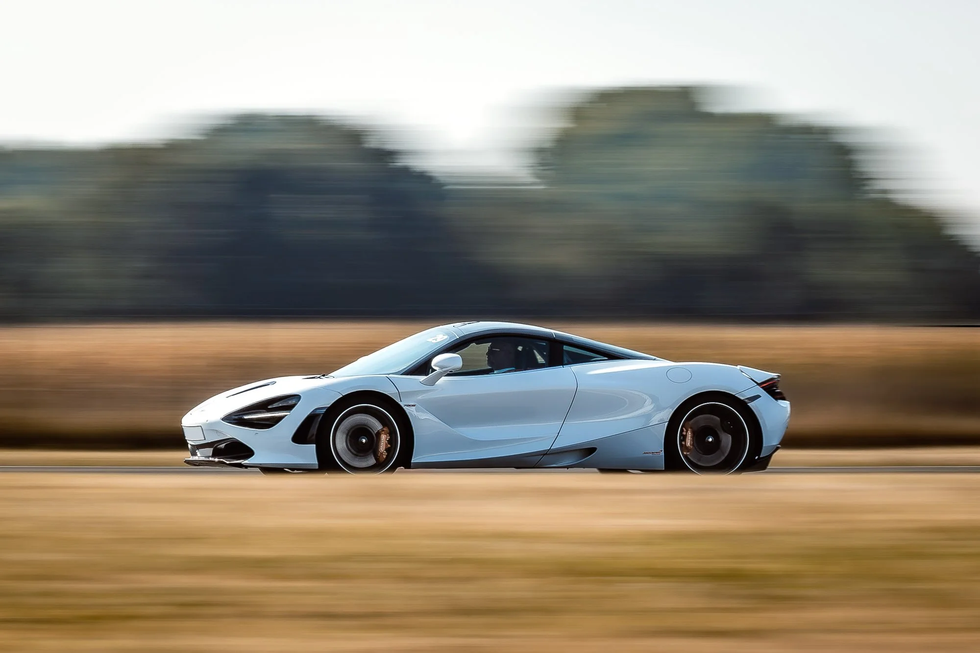 mclaren-720s-coupe-weiss.jpg