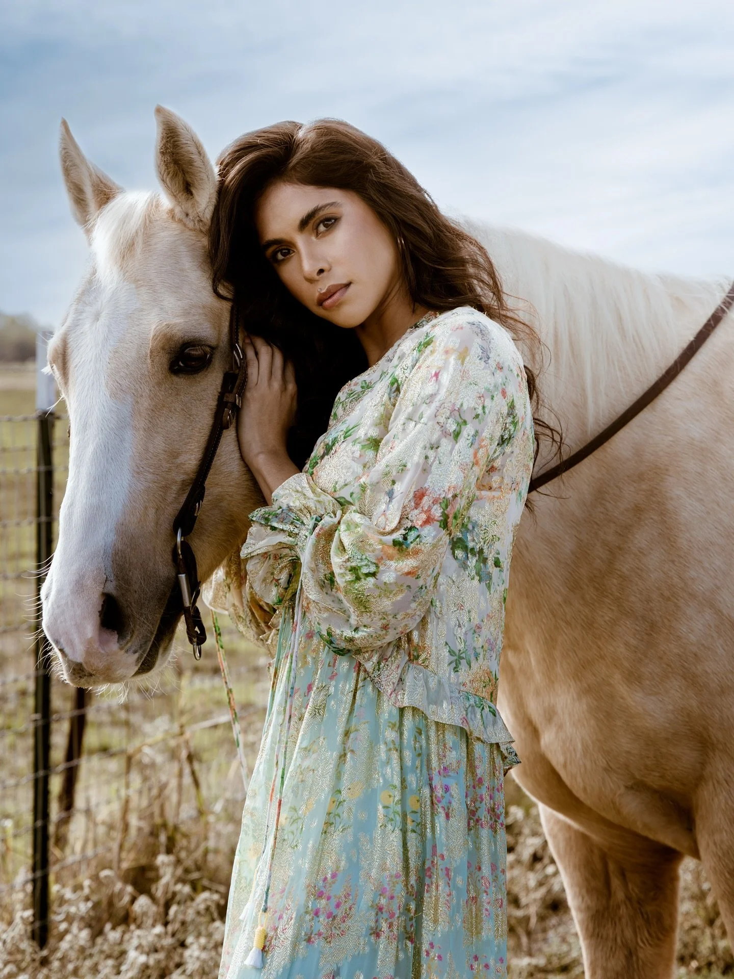 I love a western girlie! 

@melissa_mireles_ 
💄❤️ @virivisions