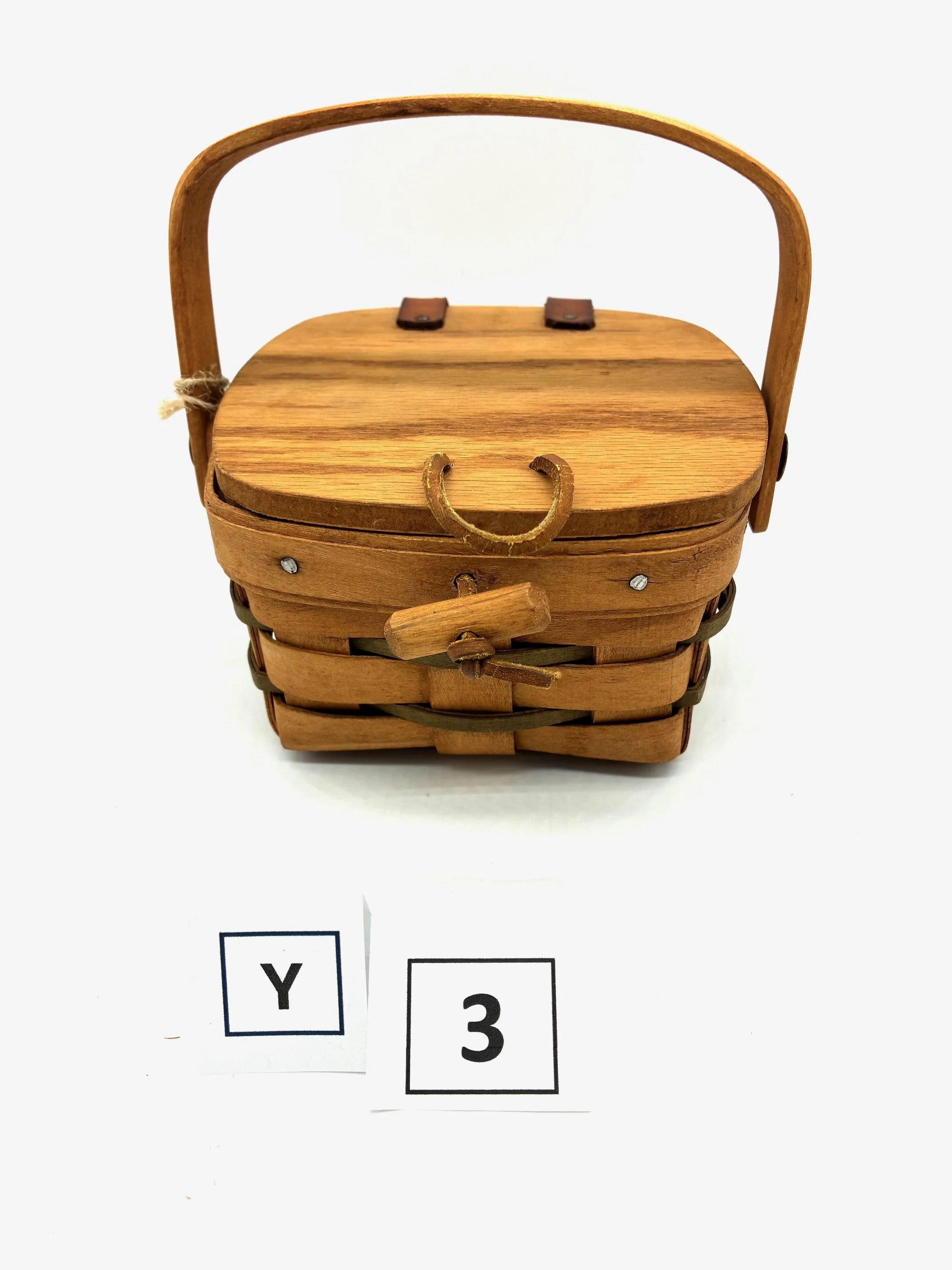 Vintage St. Patrick's Day – Shamrock Basket