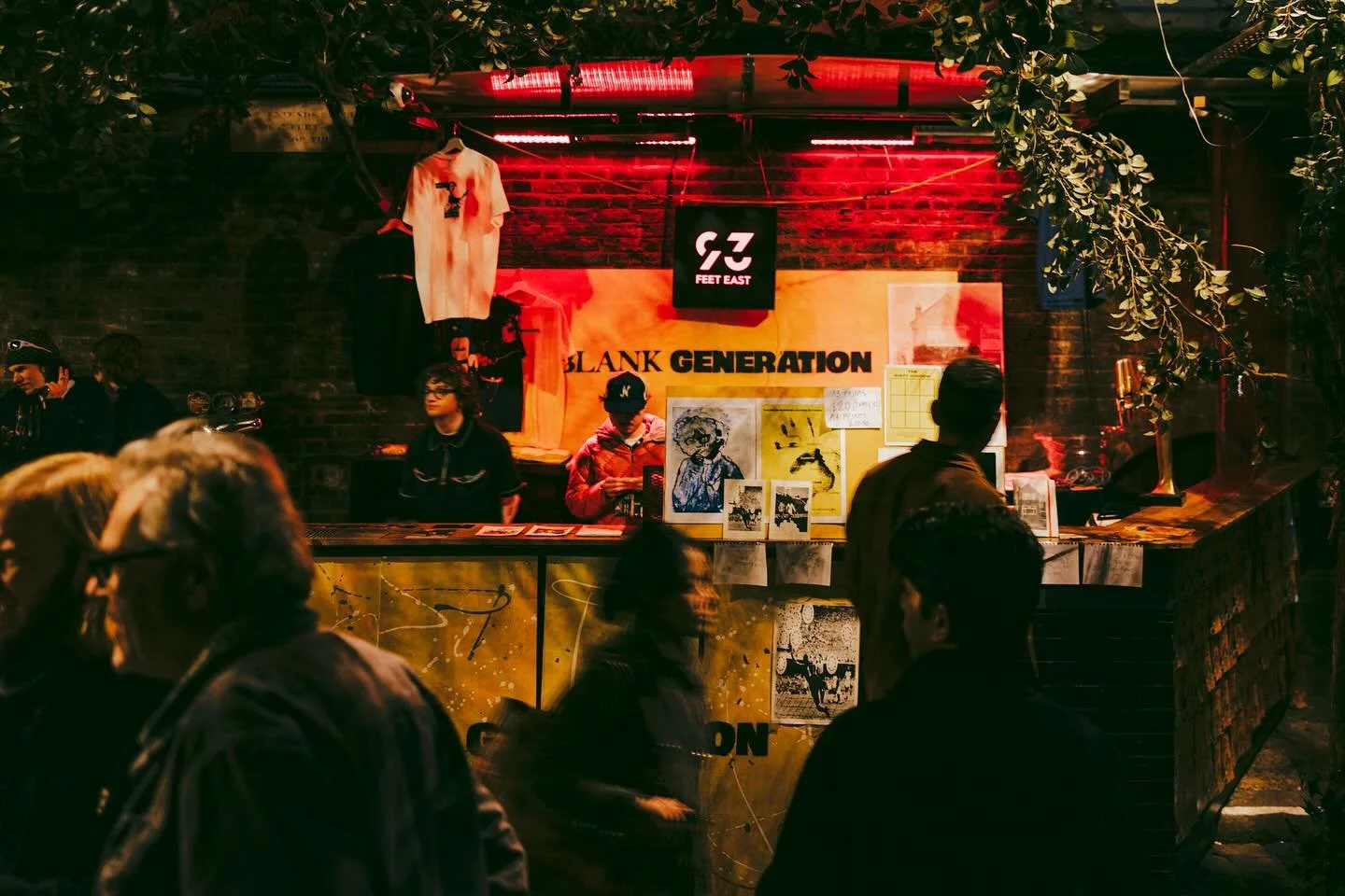 Selling limited prints of @fredthepen &amp; @nthanpriest at our last event! 

@fredthepen &amp; @isabellacuttillustration sketched live drawings of the bands which will be available to purchase shortly. 

Anyone interested in working with us on our n