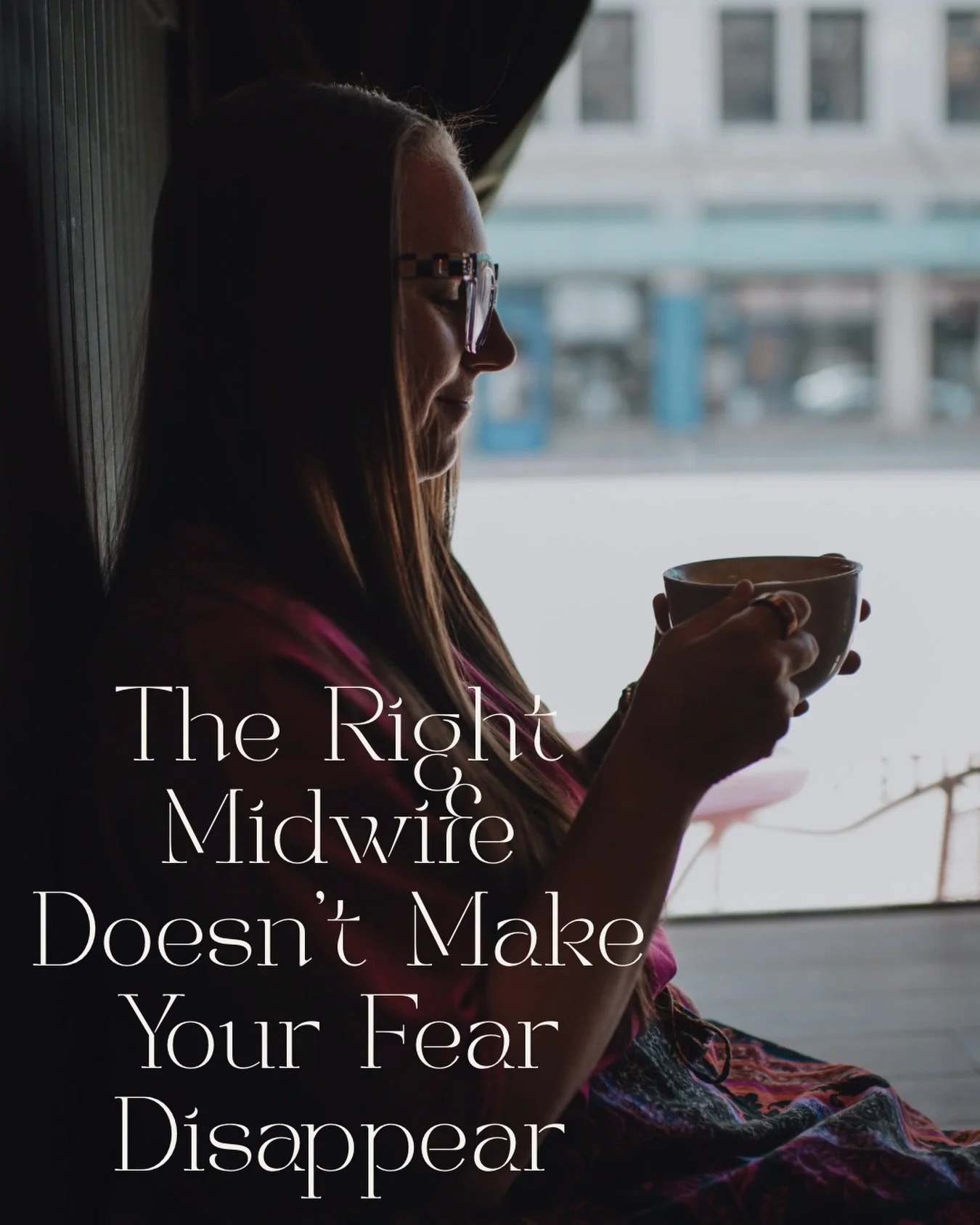 The right midwife doesn&rsquo;t make your fear disappear.
She creates a space where it doesn&rsquo;t have to.
A space where your questions are welcomed.
Where your concerns aren&rsquo;t brushed aside.
Where you don&rsquo;t feel rushed through appoint
