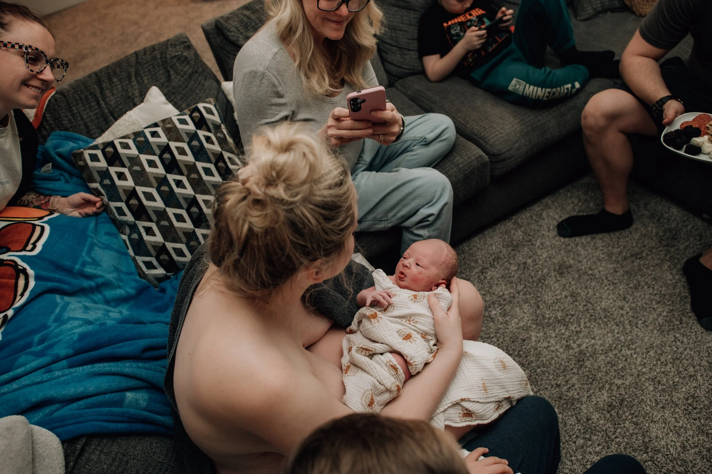 Home Birth in Cheyenne, Wyoming: Finding the Right Midwife for Your Family