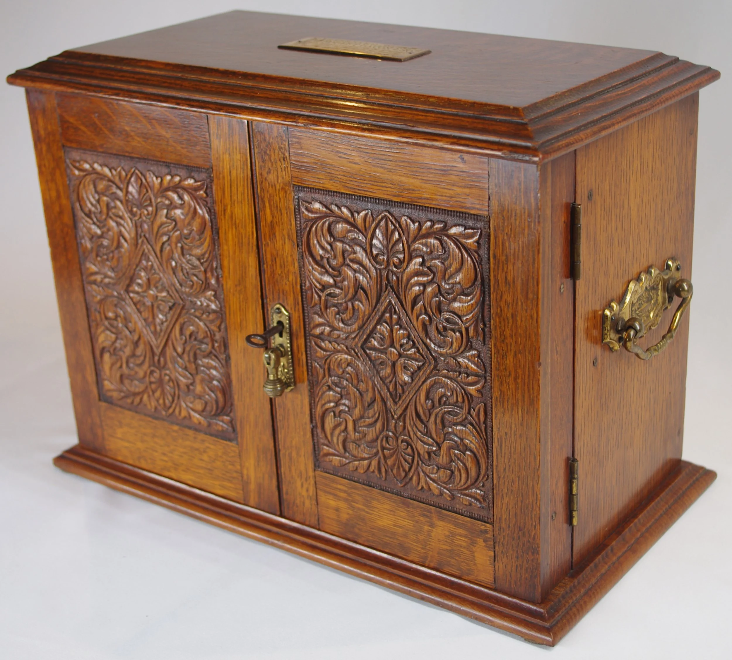 Antique Box 5.JPG