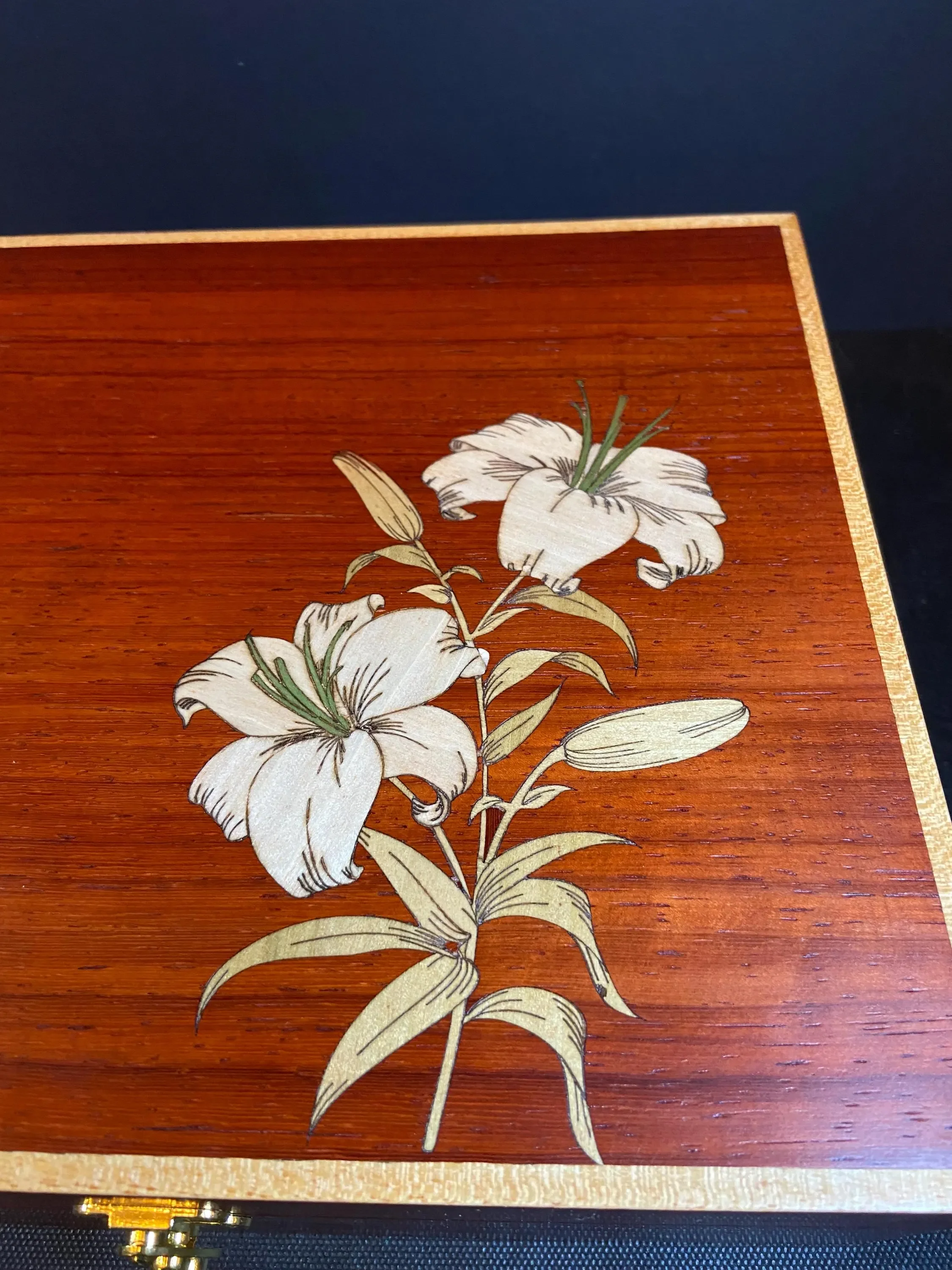 Paduak Lilies 1.webp