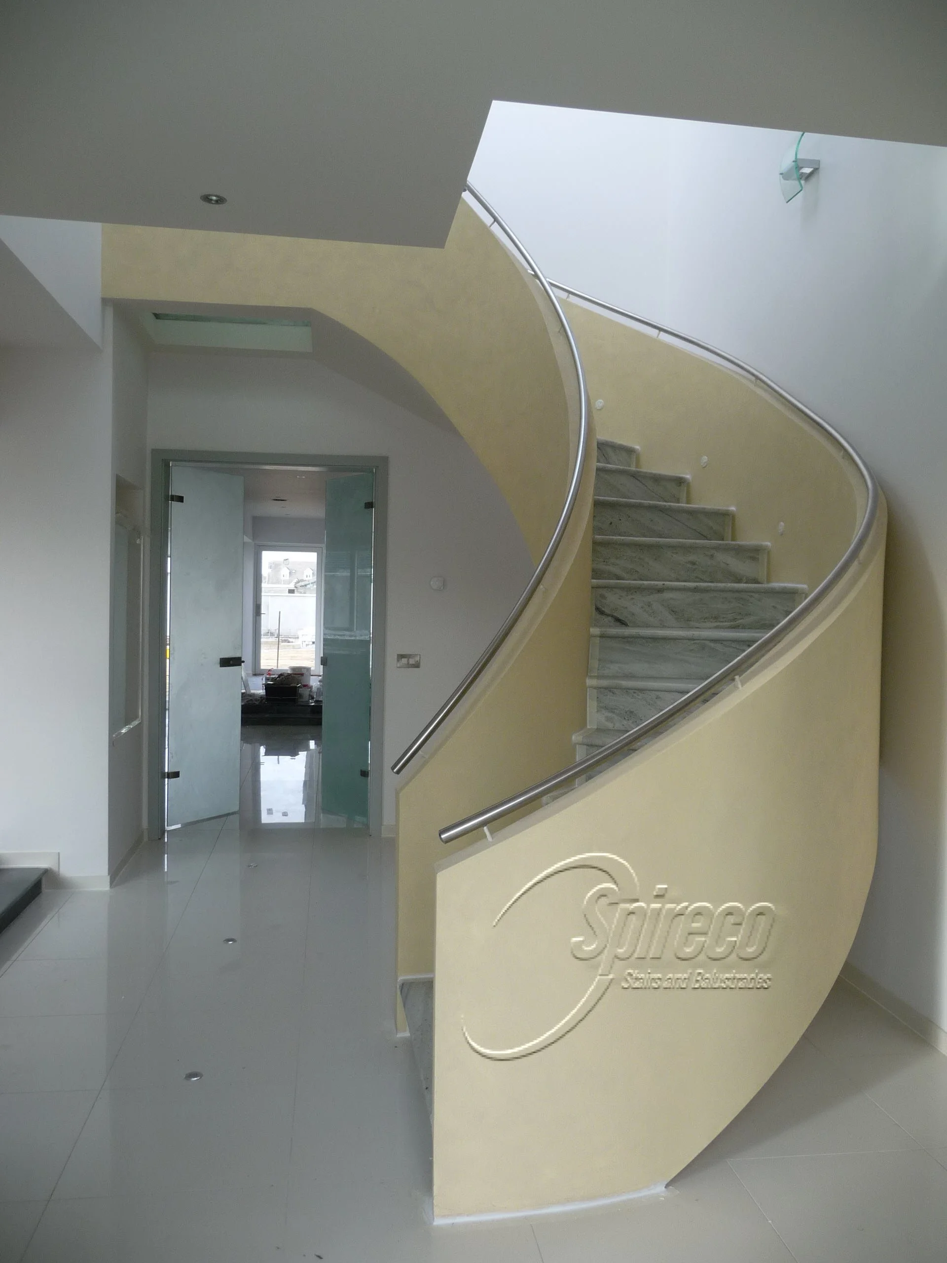 ‘South Shore’ Helical Handrail.
Helical Top-mounted Tubular Stainless Steel Handrails.