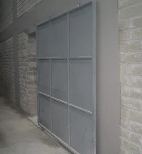 ‘Enfield’ Sliding Door.
Sliding Steel Door.