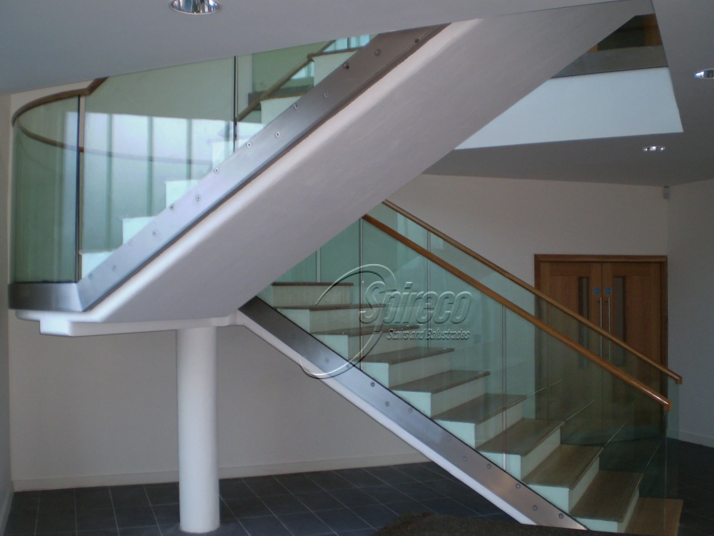 ‘Clasac’ Traditional Arts Center.
Cantilevered Toughened Glass Balustrade set in Stainless Steel Base with Slotted Oak handrail. Click on ‘Latest News’ for more this Project.