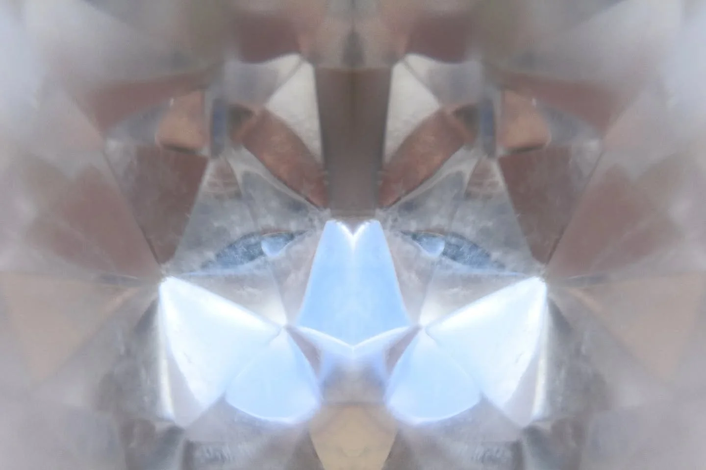 Quartz Crystal, mirrored
"Apr&egrave;s moi, le d&eacute;luge."
(After me comes the flood.)