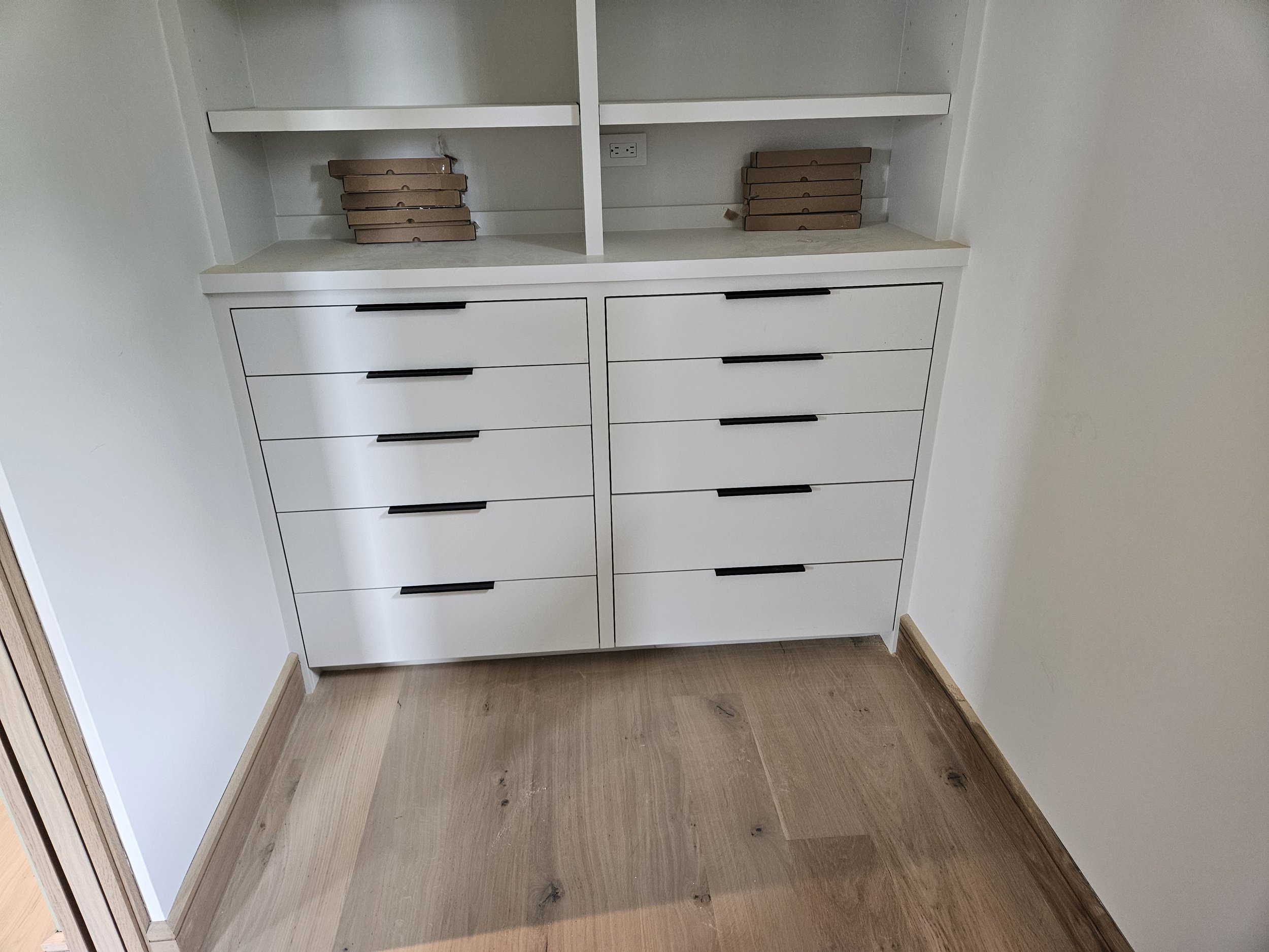 Guest Closet 1.jpg