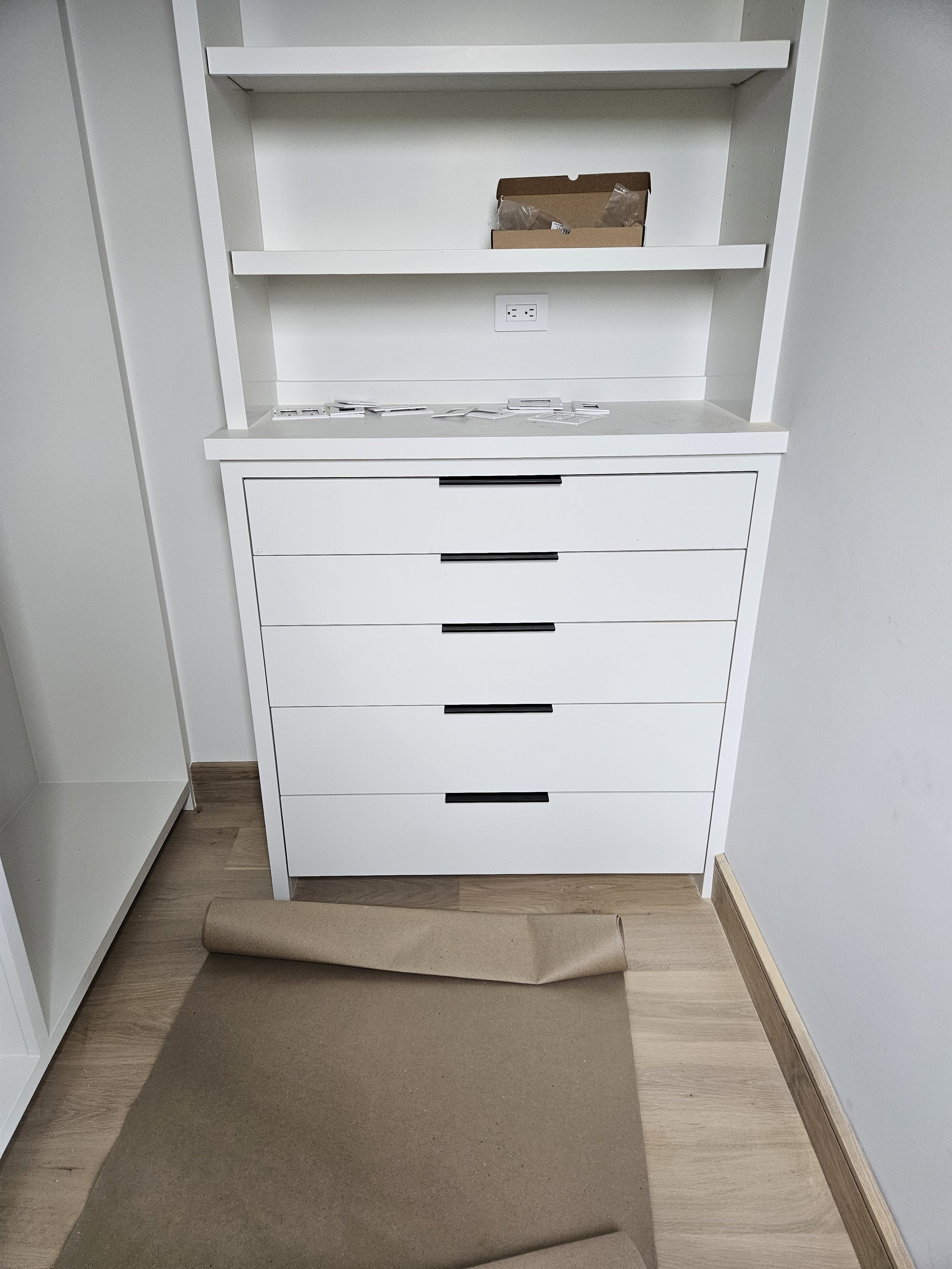 Guest Closet 2.jpg