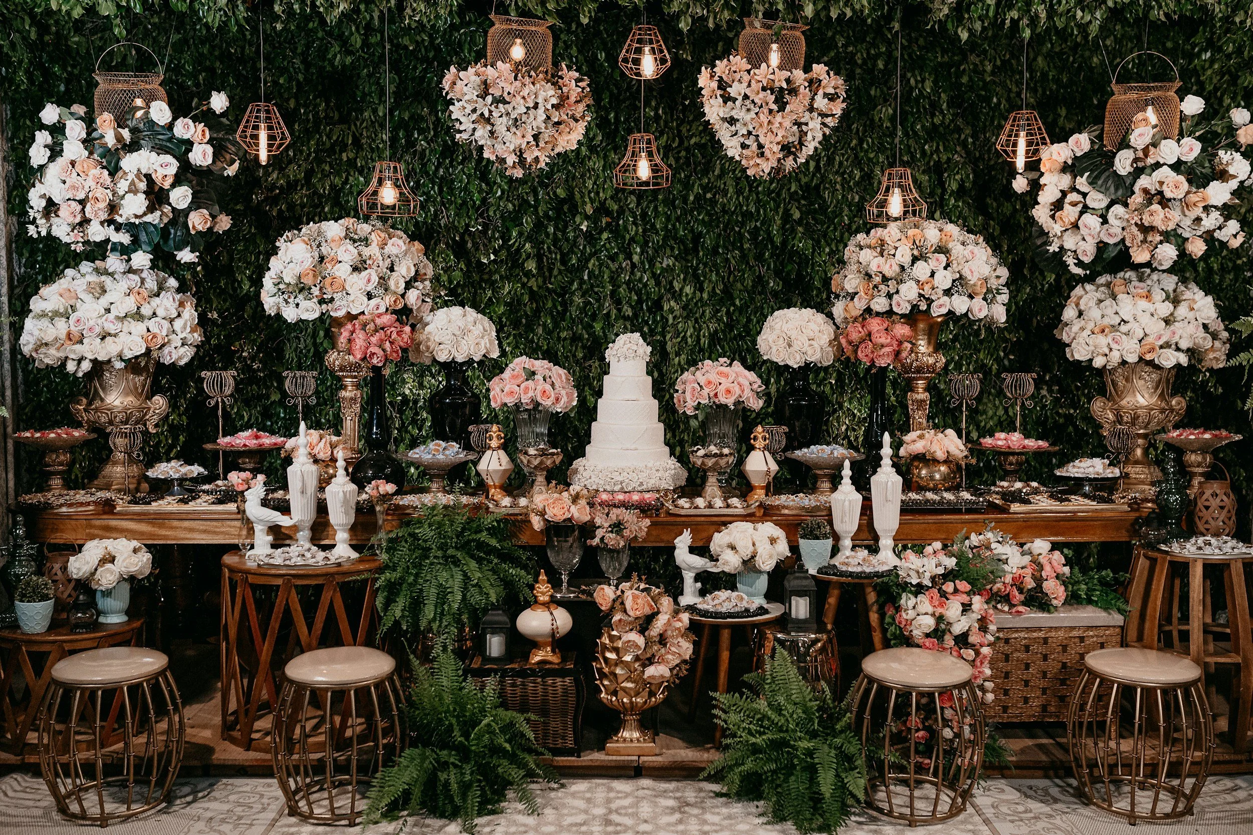 Why Hiring A Boutique Caterer Elevates Your Wedding Or Elopement