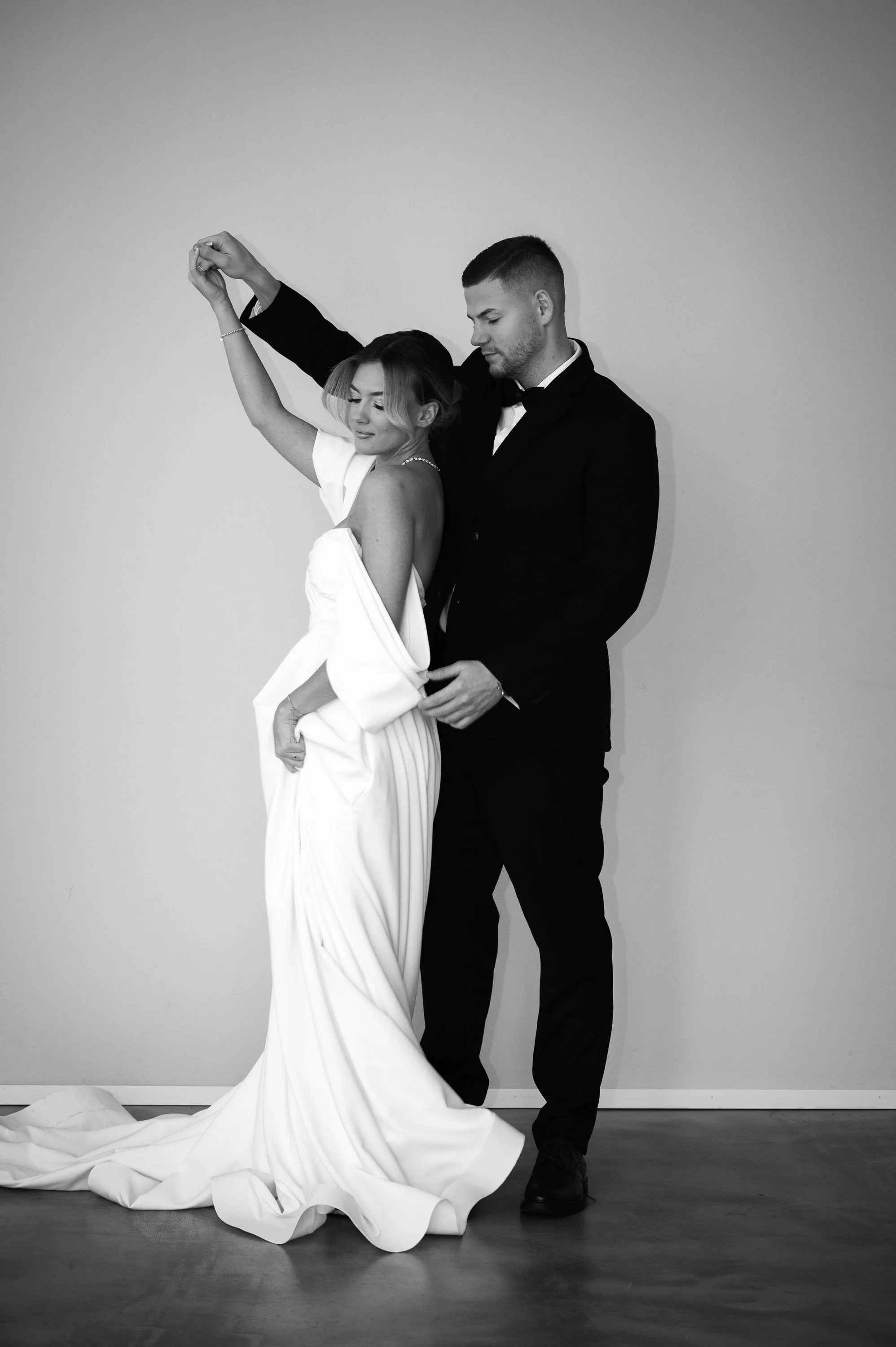 first-dance-wedding-photography-blak-and-white.jpg