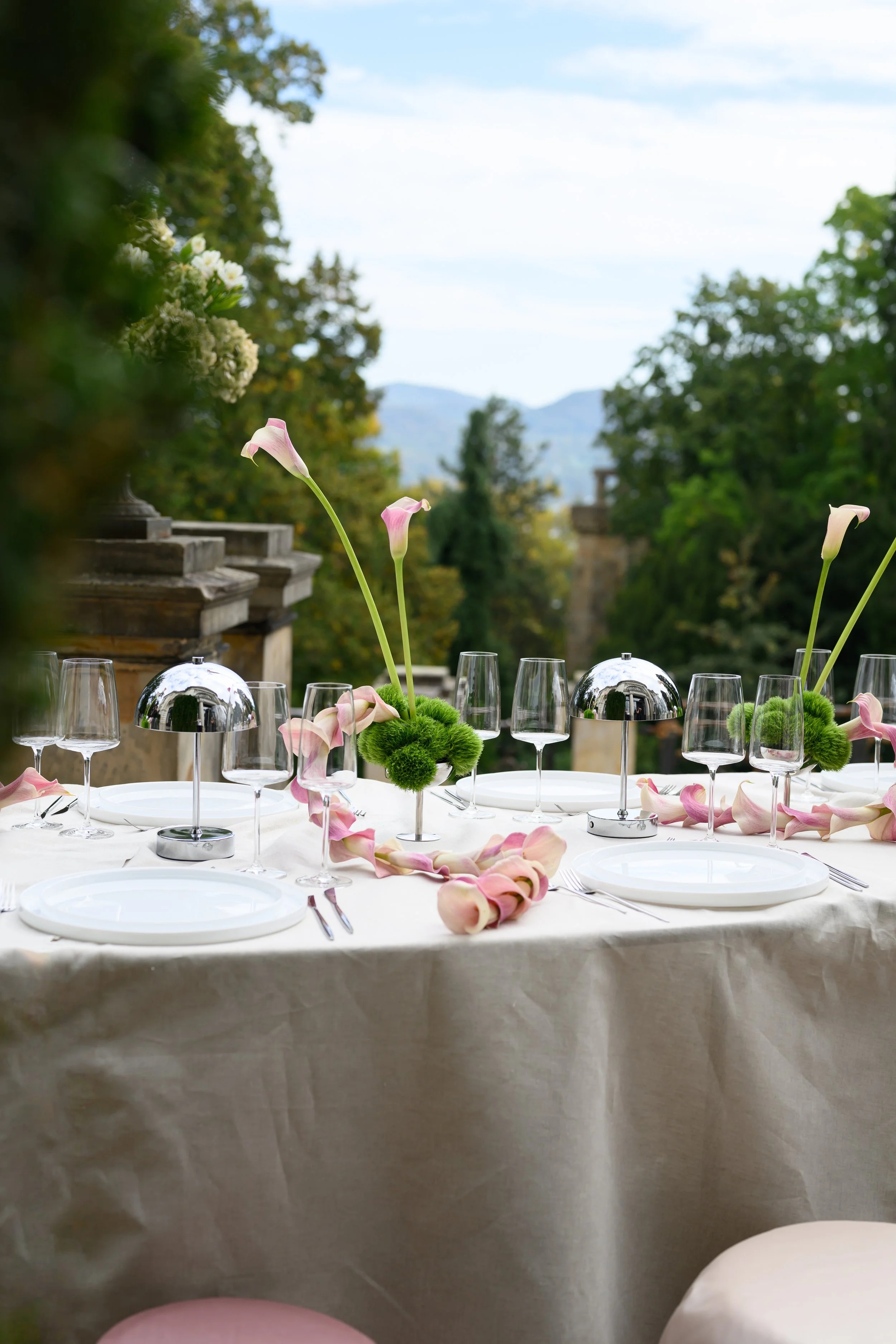 calla-wedding-table-setting-stella-rheni-bonn.jpg