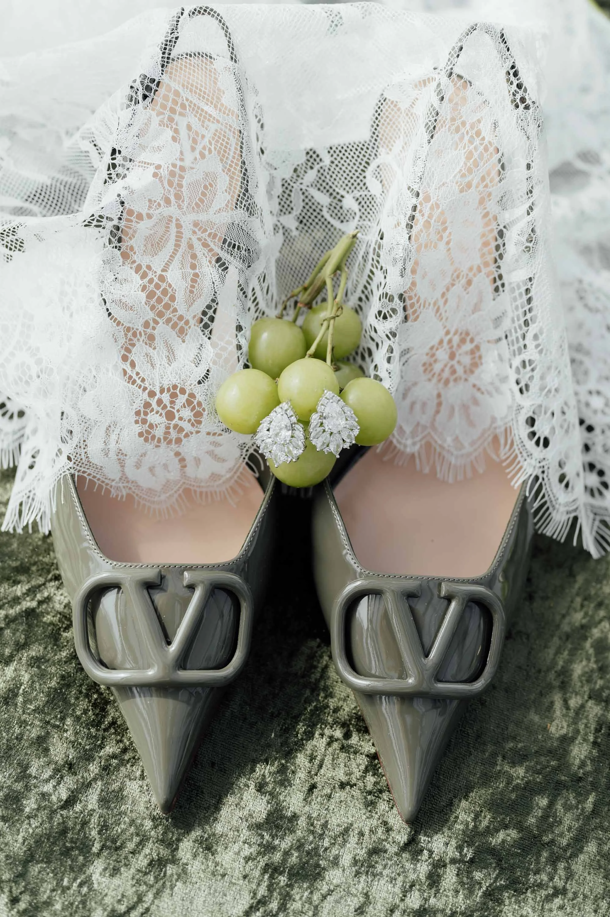 valentino-high-heels-bridal-flatlay.jpg
