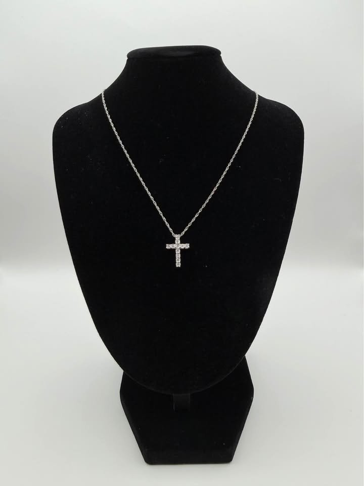 Natural Diamond Cross Pendent (1/10 CTTW) Sterling Silver