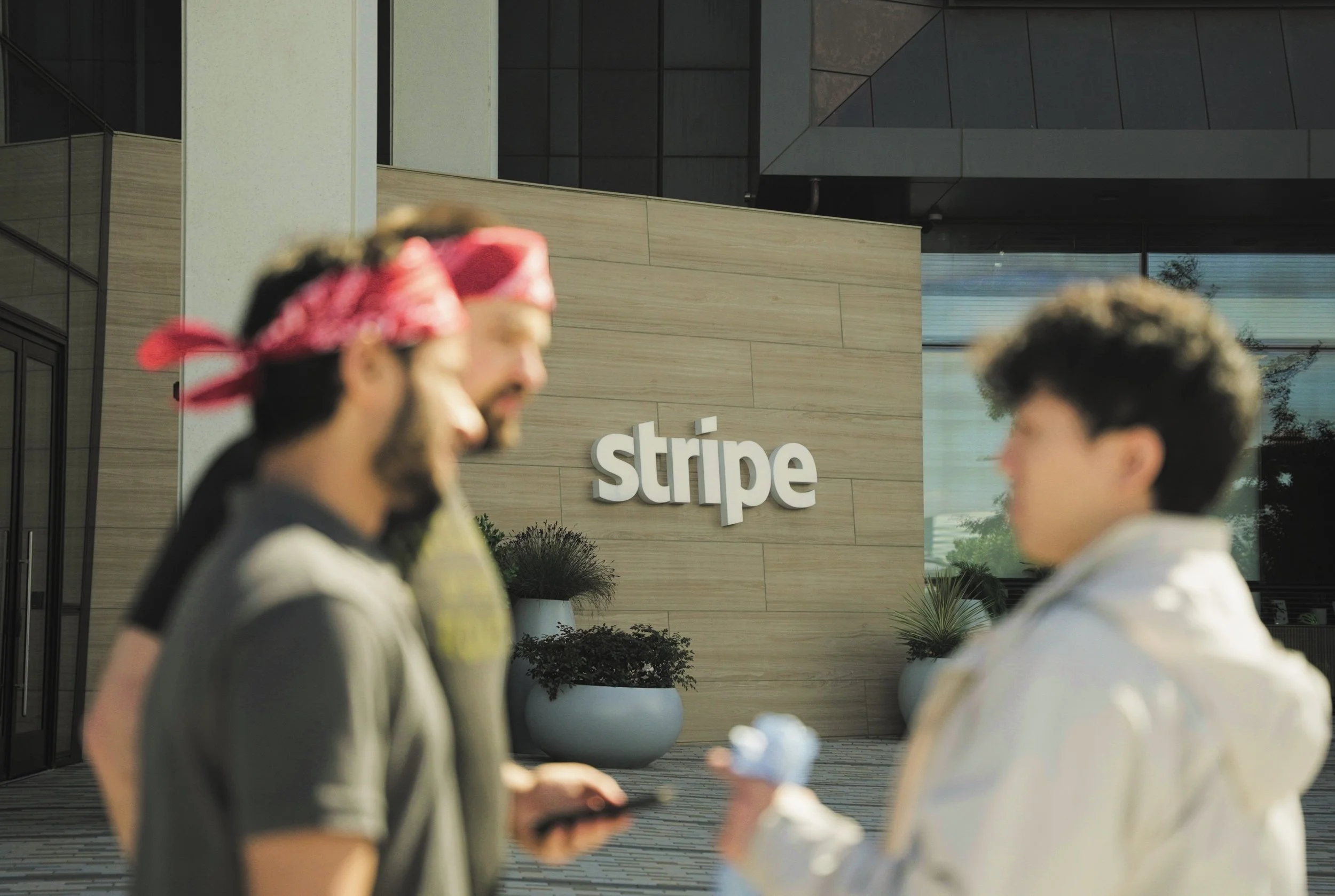 Stripe_Horizontal_1.20.1.jpg