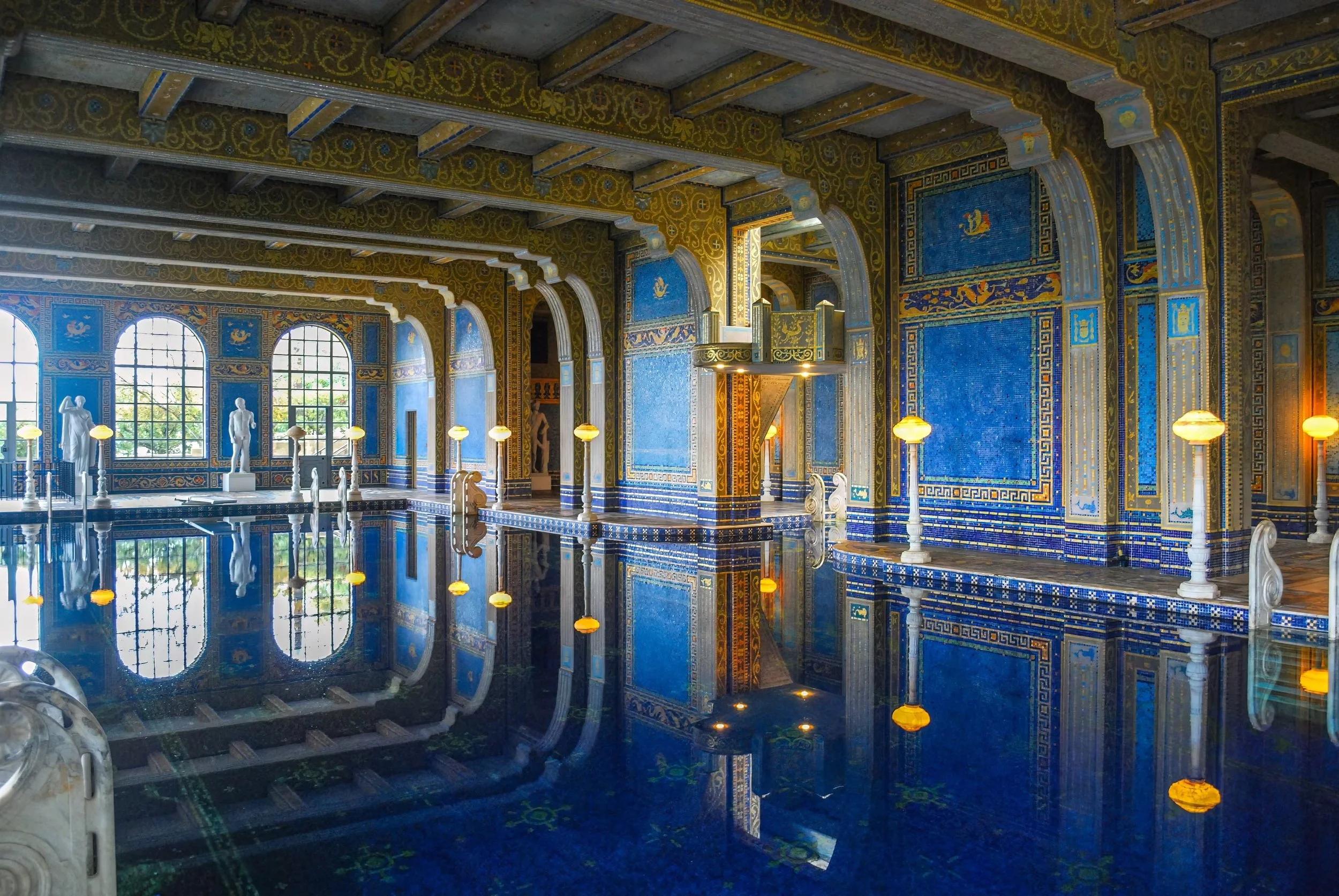 san-simeon-ca-usa-roman-pool-at-hearst-castle.jpeg