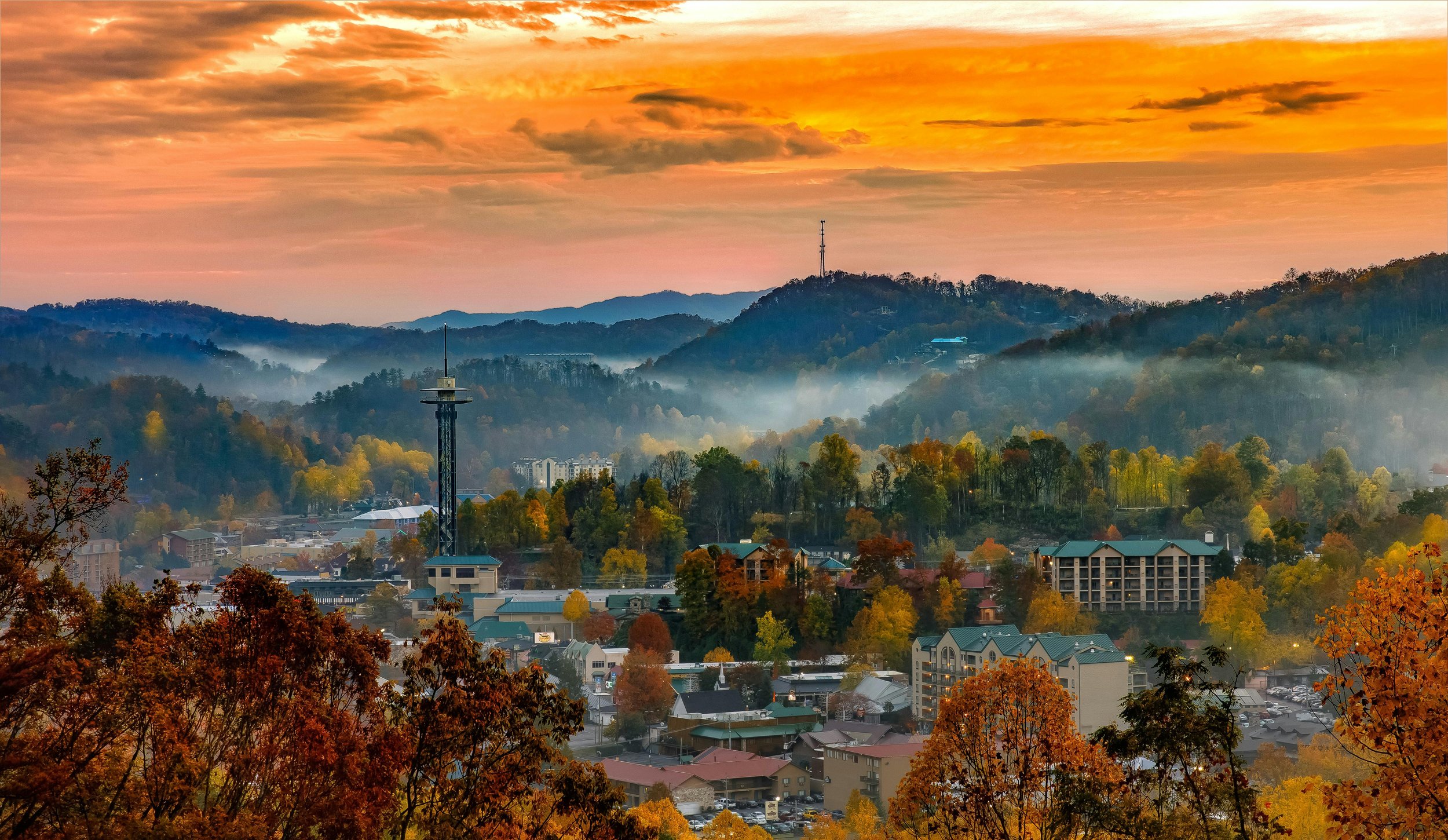 adobestock-179753673-gatlinburg-jpeg_header-8621065.jpg