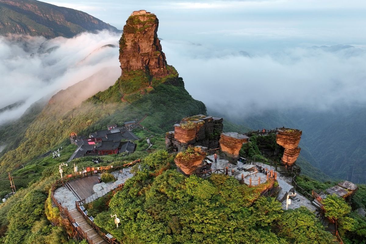 Mount-Fanjingshan.jpg