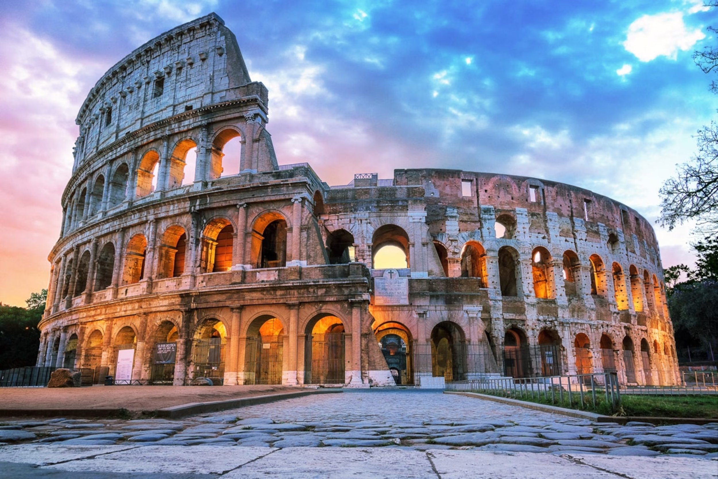OG_Colosseum_Ancient-Rome_KIDS_1122_3x2.jpeg