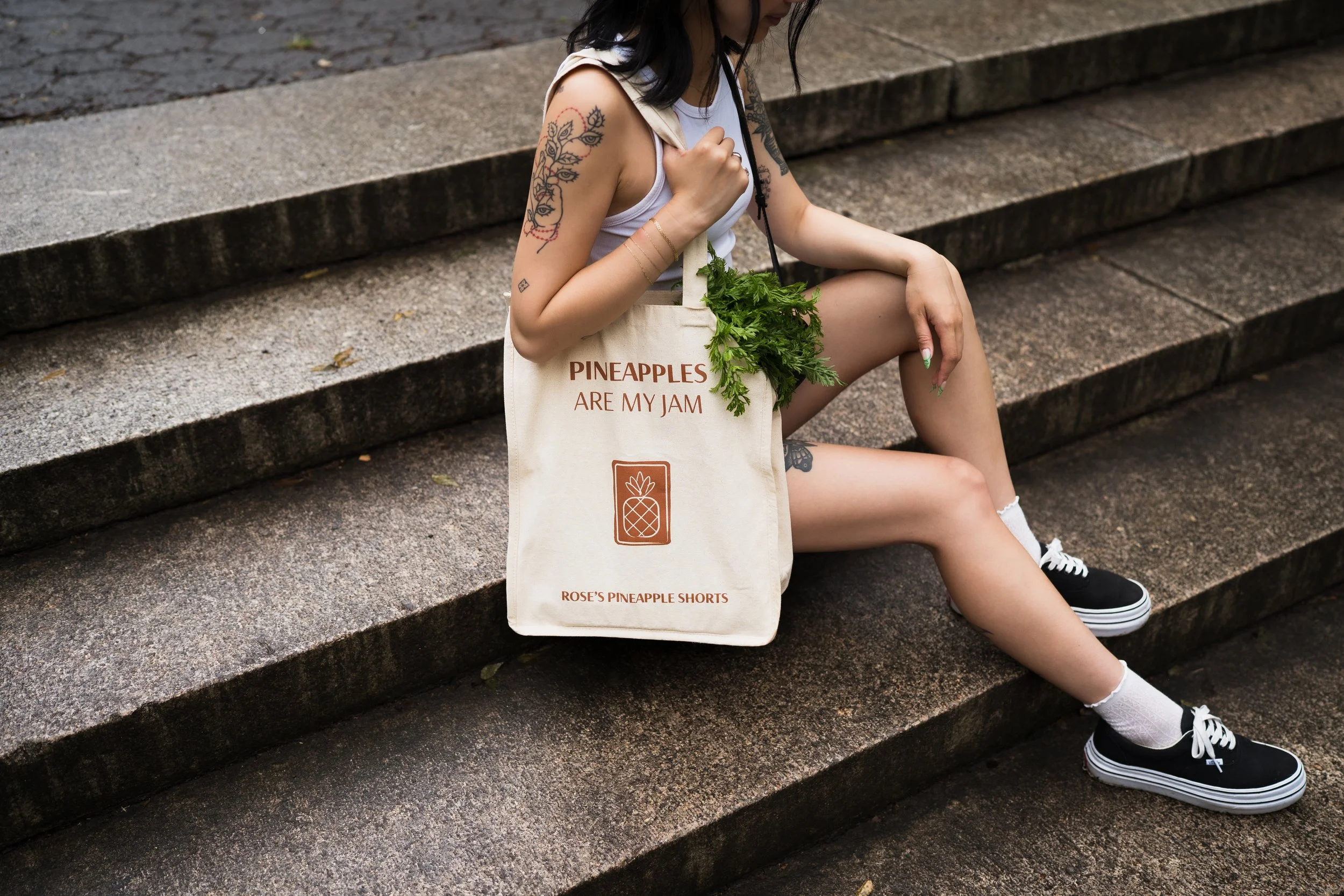 rose-pineapple-tote-bag-03732-20260818.jpg