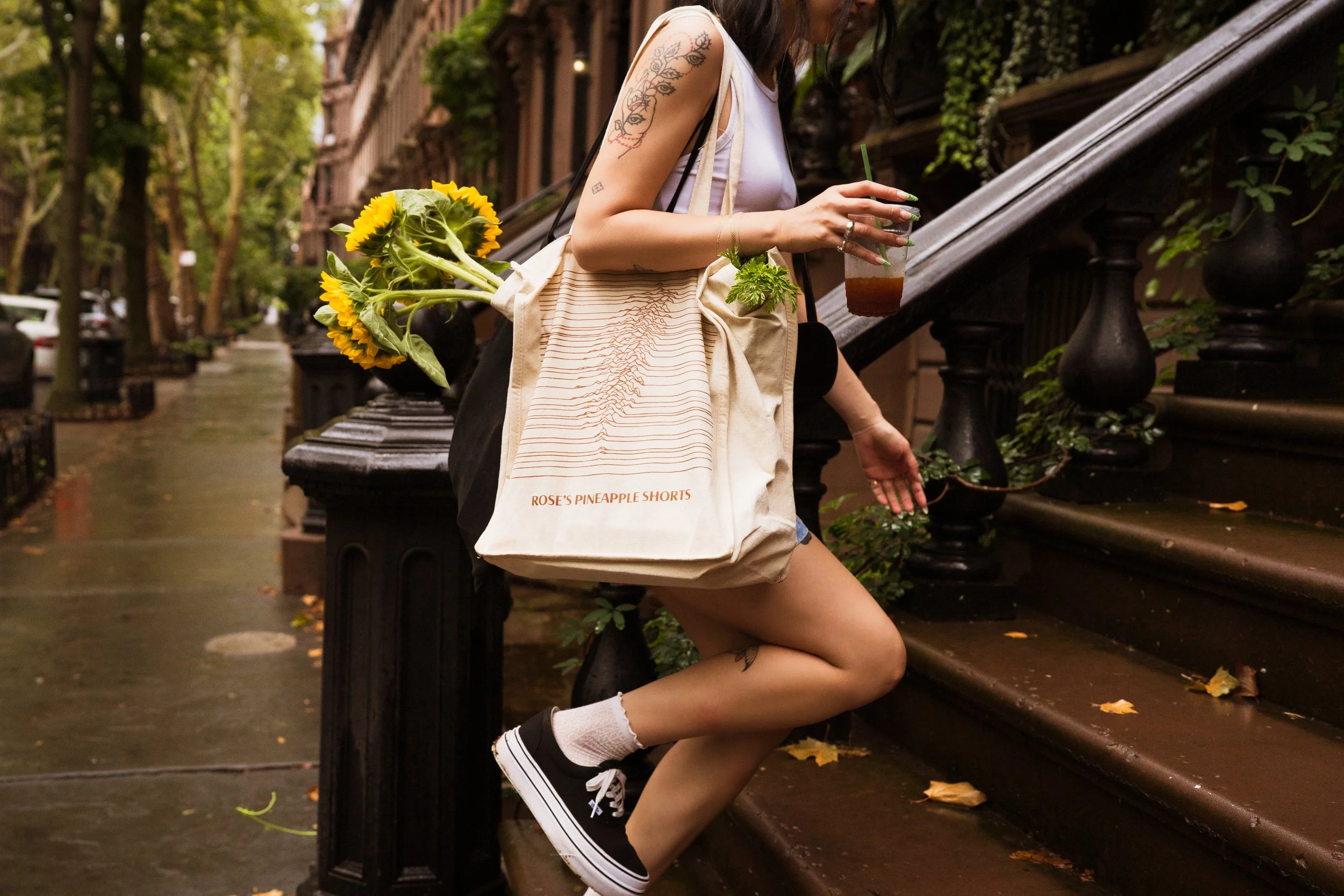 rose-pineapple-tote-bag-04069-20260818.jpg