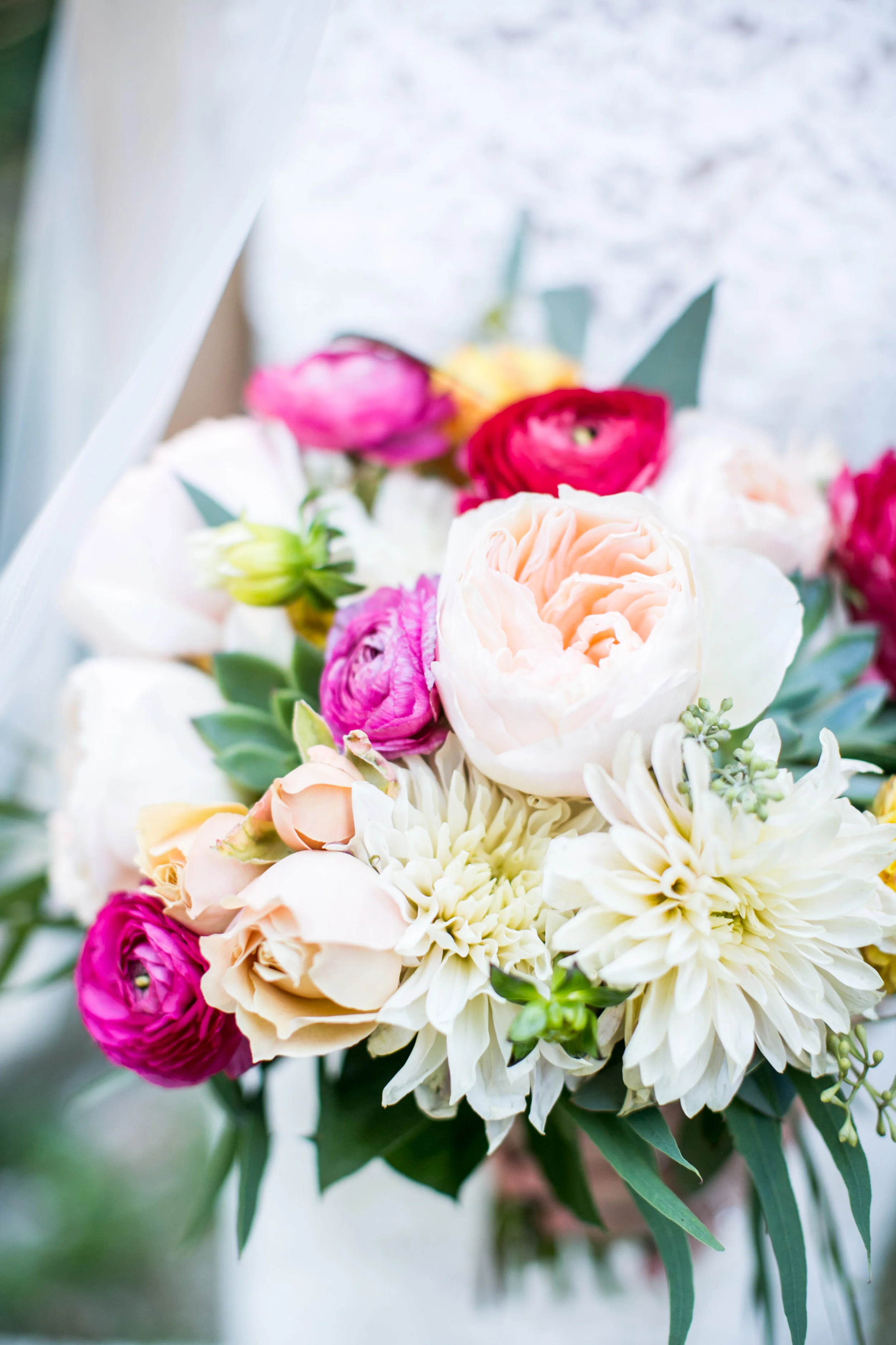 UvegesWeddingLivingRadiantPhotographyhighlights-21.jpg