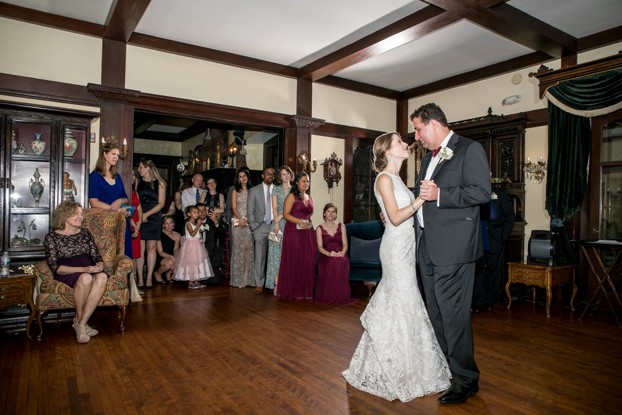 UvegesWeddingLivingRadiantPhotographyhighlights-45.jpg