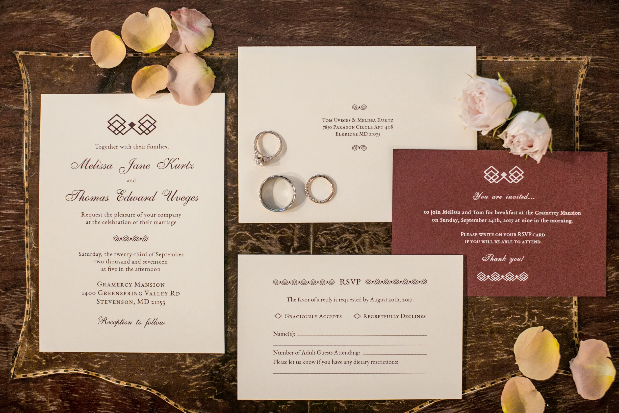 UvegesWeddingLivingRadiantPhotographyhighlights-7.jpg