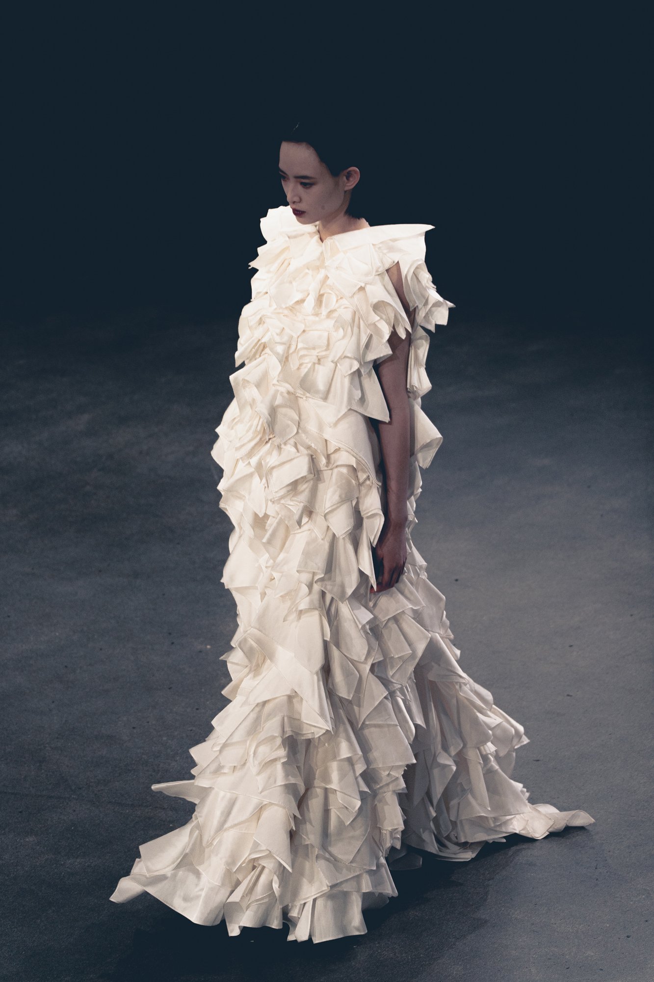 PFW_FW2627 Women_EENK_Adjibade AB_Runway-98.jpg