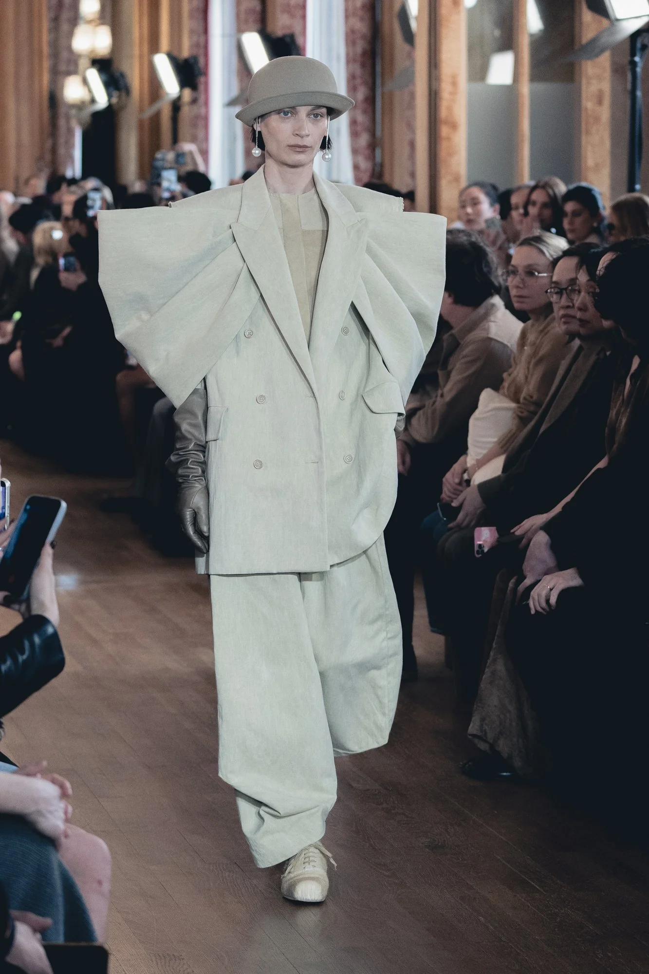 PFW_FW2627 Women_UMA WANG_Runway-4.jpg