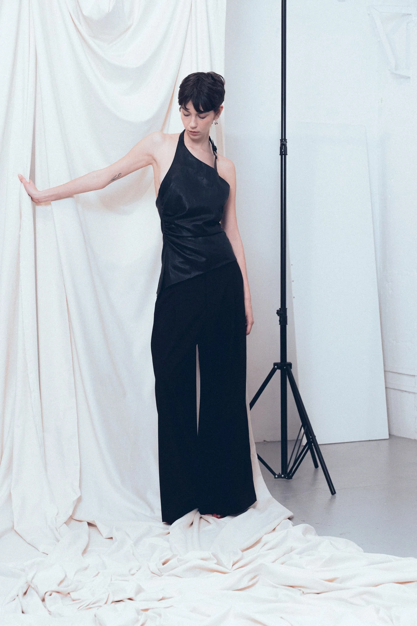 02.2026_Victoria Fuchs_AdjibadeAtayiBellow_Photography_Look 3_2.jpg