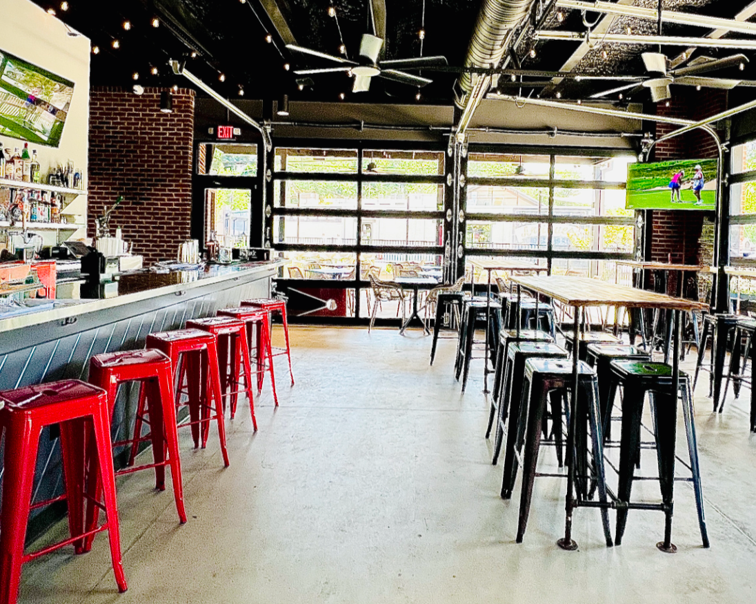 The_Harvey_Chamblee_Main_Dining_Room_Sports_Bar