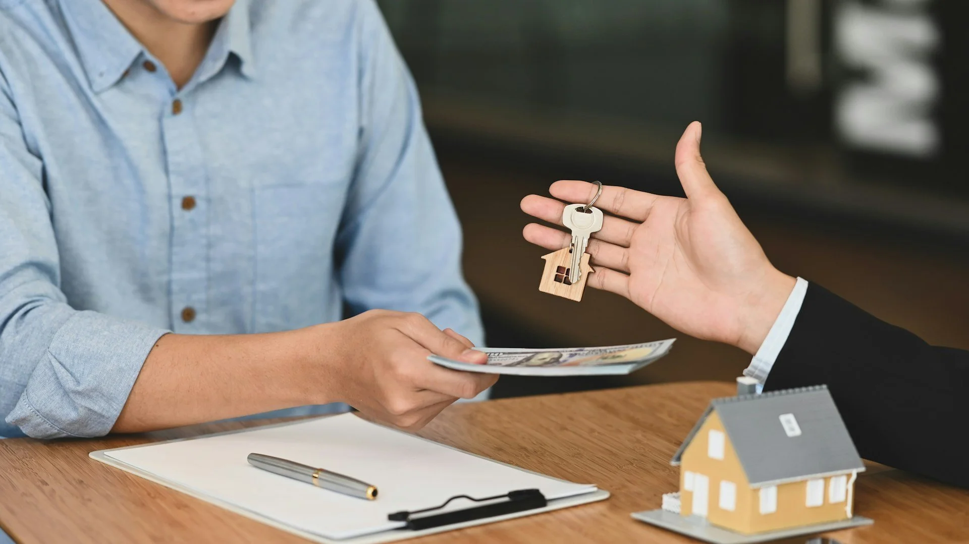 Why Maryland Staging Services Matter in Late Spring Rents