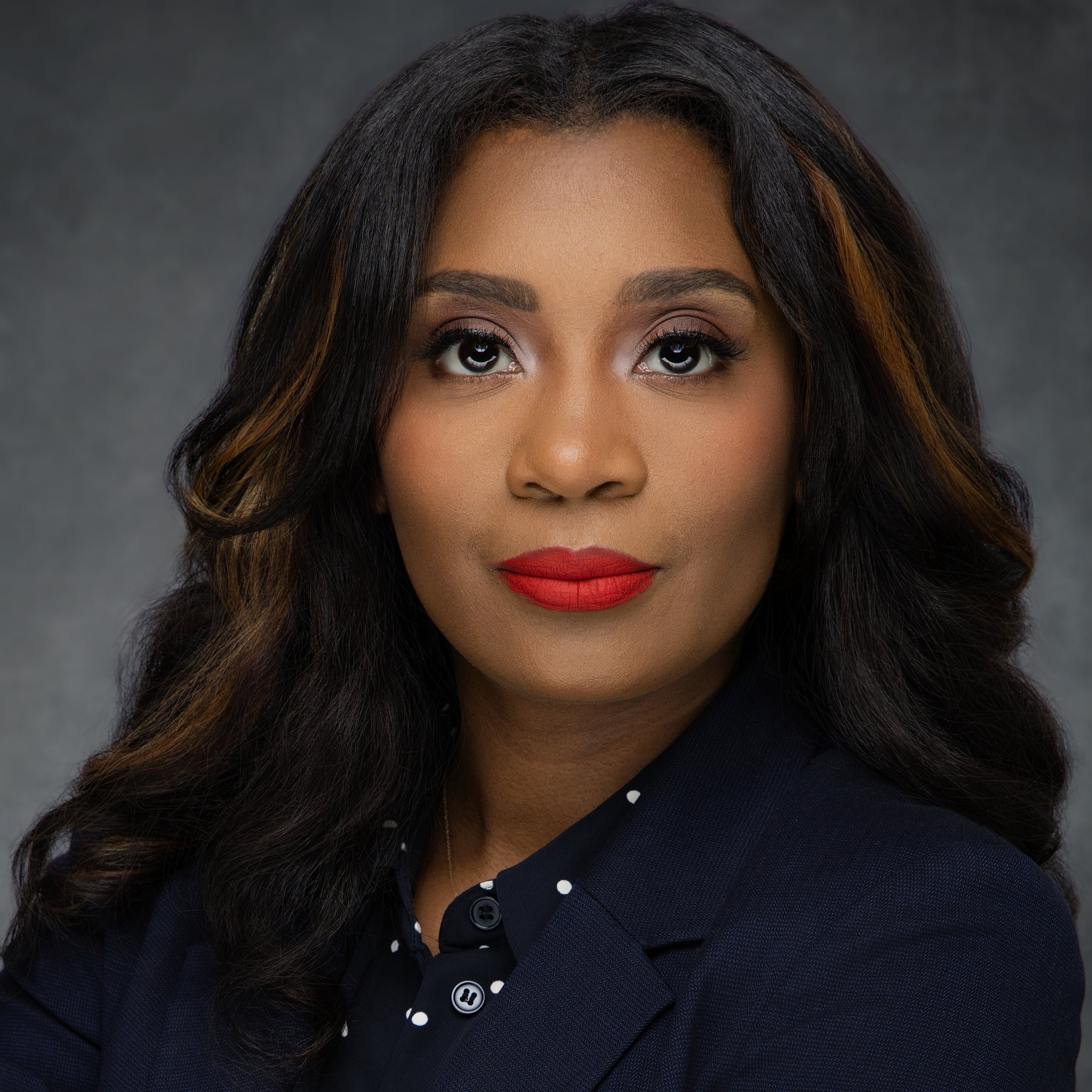 Charcie_1X1_Gradient_4-(1 of 1).jpg