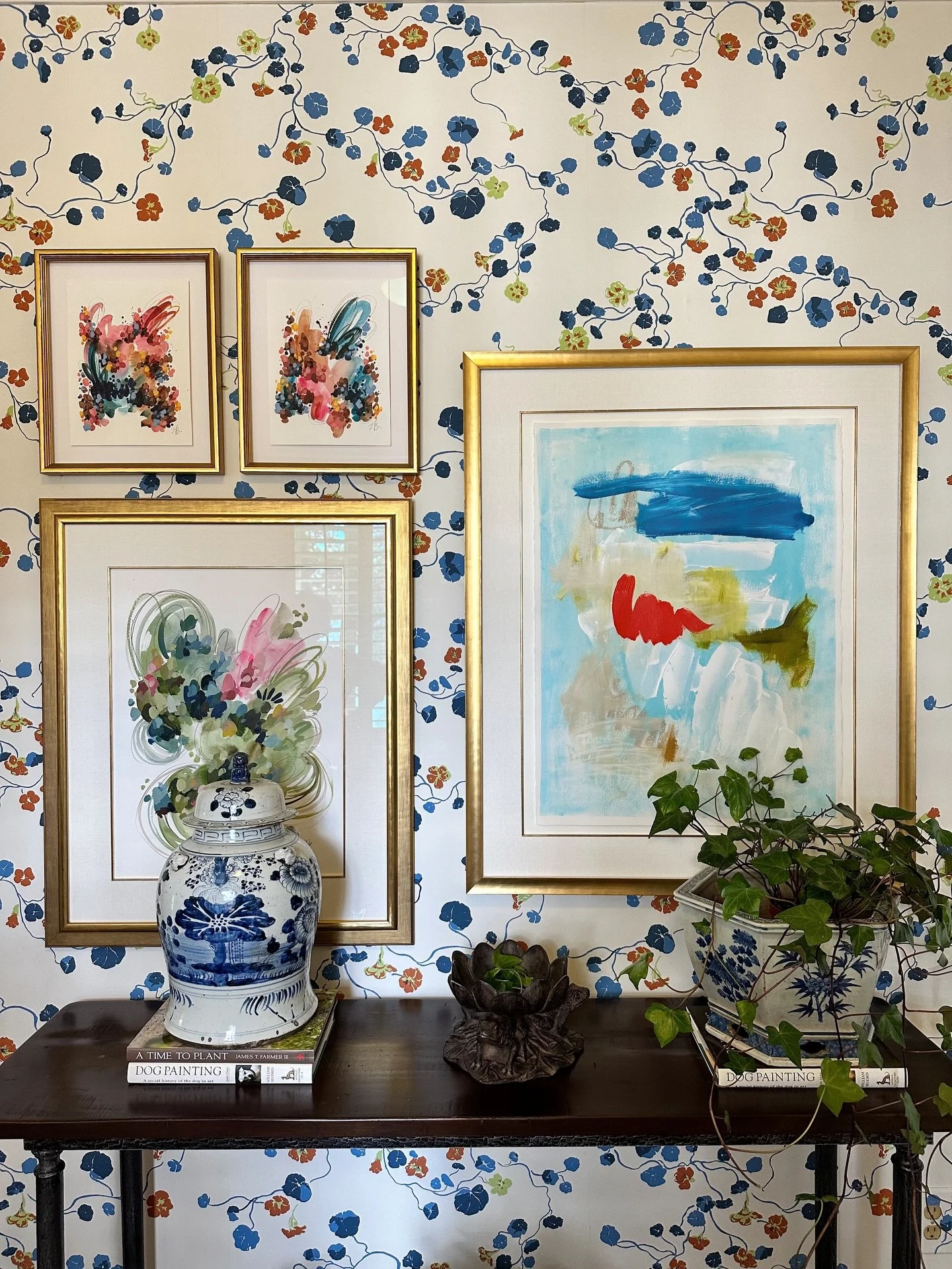 Someone pinch me?! I absolutely love seeing my work styled in such a stunning space🤩 What a fabulous mix of playful + traditional! I&rsquo;m obsessed.

@maggiegriffindesign 
@purplehousegallery 

#interiordesign #grandmillennial #gallerywall #abstra