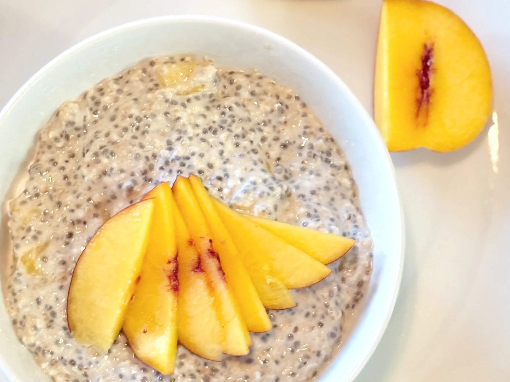 Peach Cobbler Chia Overnight Oats (Easy Single-Serve Recipe) 