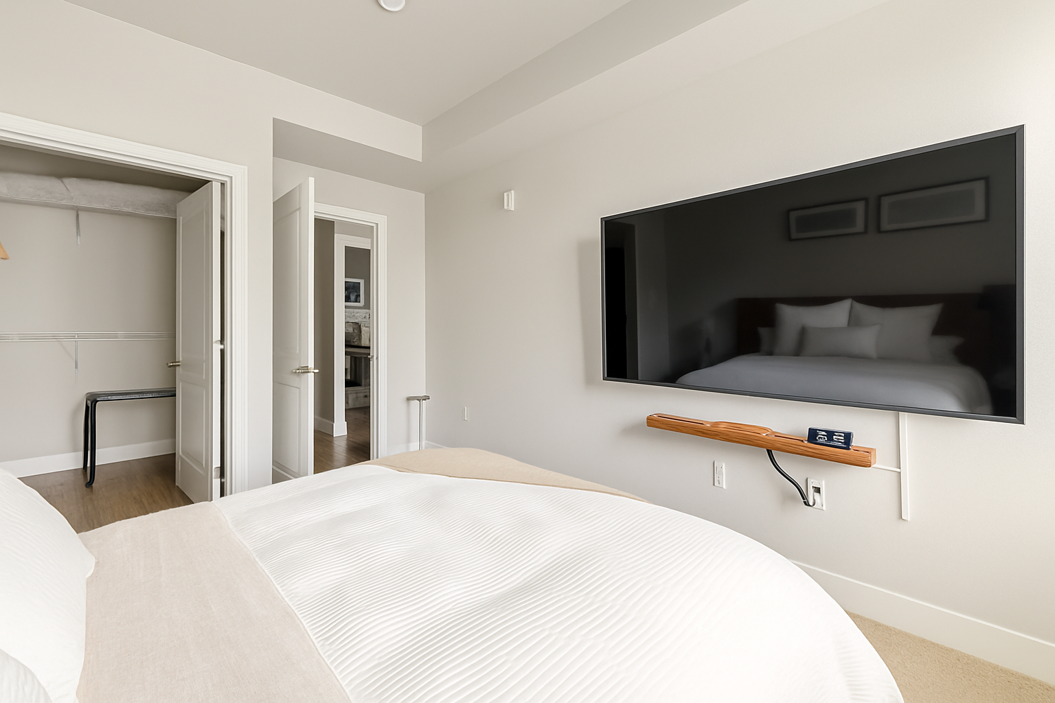 MR Bedroom .png