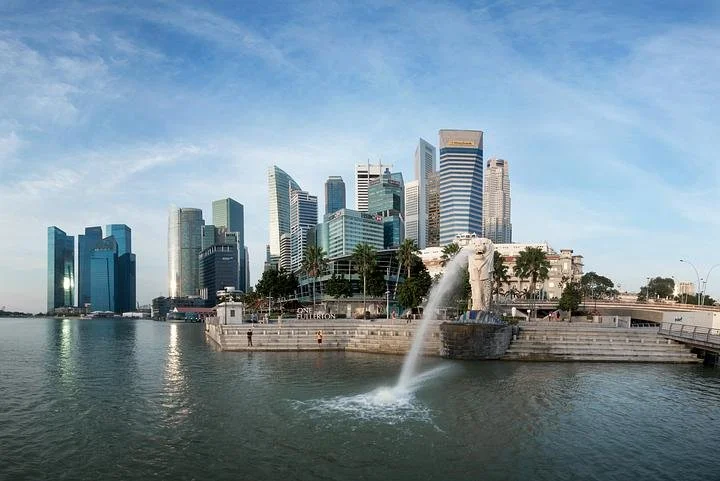 Water Spout Mythical Creature City, Merlion Park_small.jpg