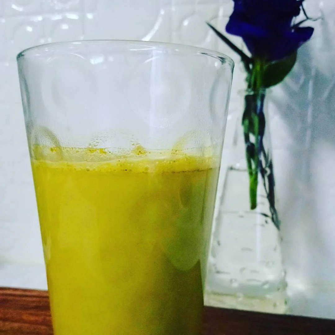 My love affair with turmeric. ❤️We now know that it has anti inflammatory super powers so add it to your essentials list.
Make this warm golden delight and your body will love you for it. If you are looking for a coffee substitute, this is it!

Thank