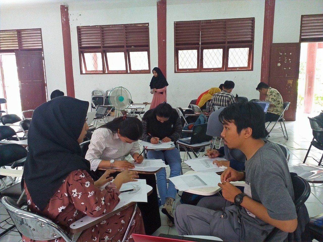 Pelatihan ArcGIS dan Photoshop Dasar